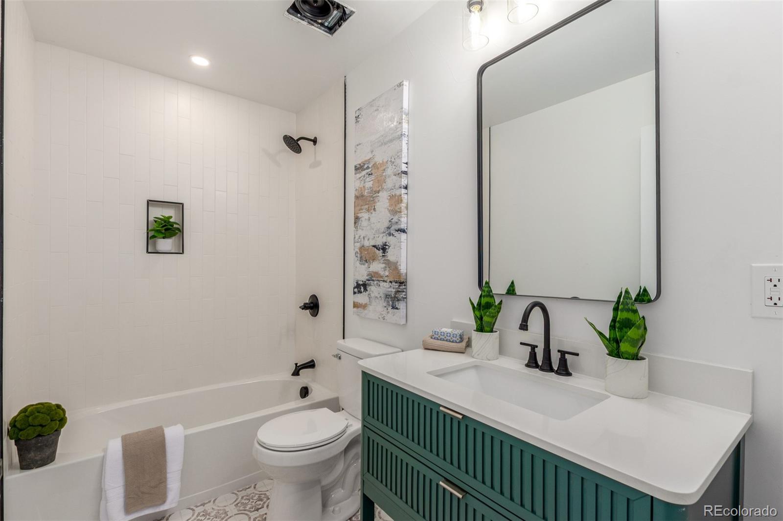 MLS Image #21 for 266  stuart street,denver, Colorado