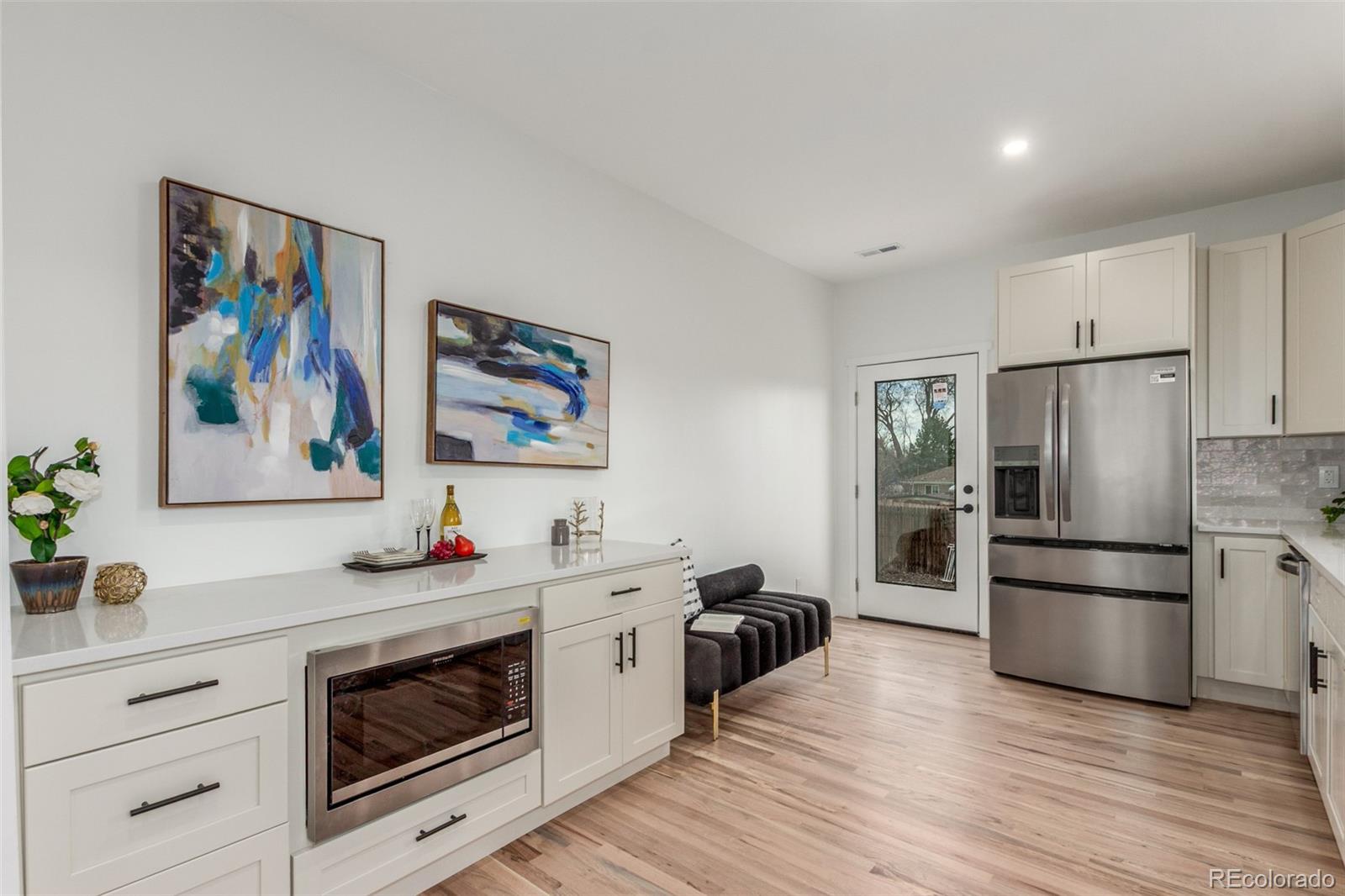 MLS Image #6 for 266  stuart street,denver, Colorado