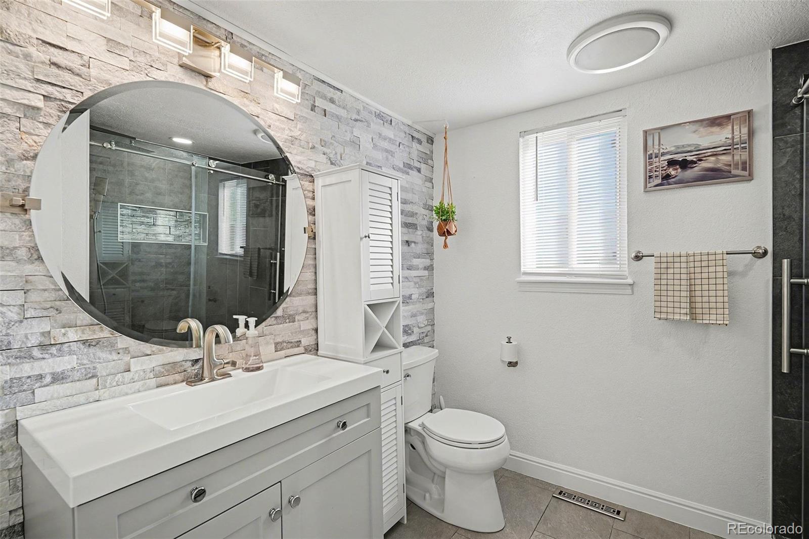 MLS Image #17 for 14894 e warren avenue,aurora, Colorado