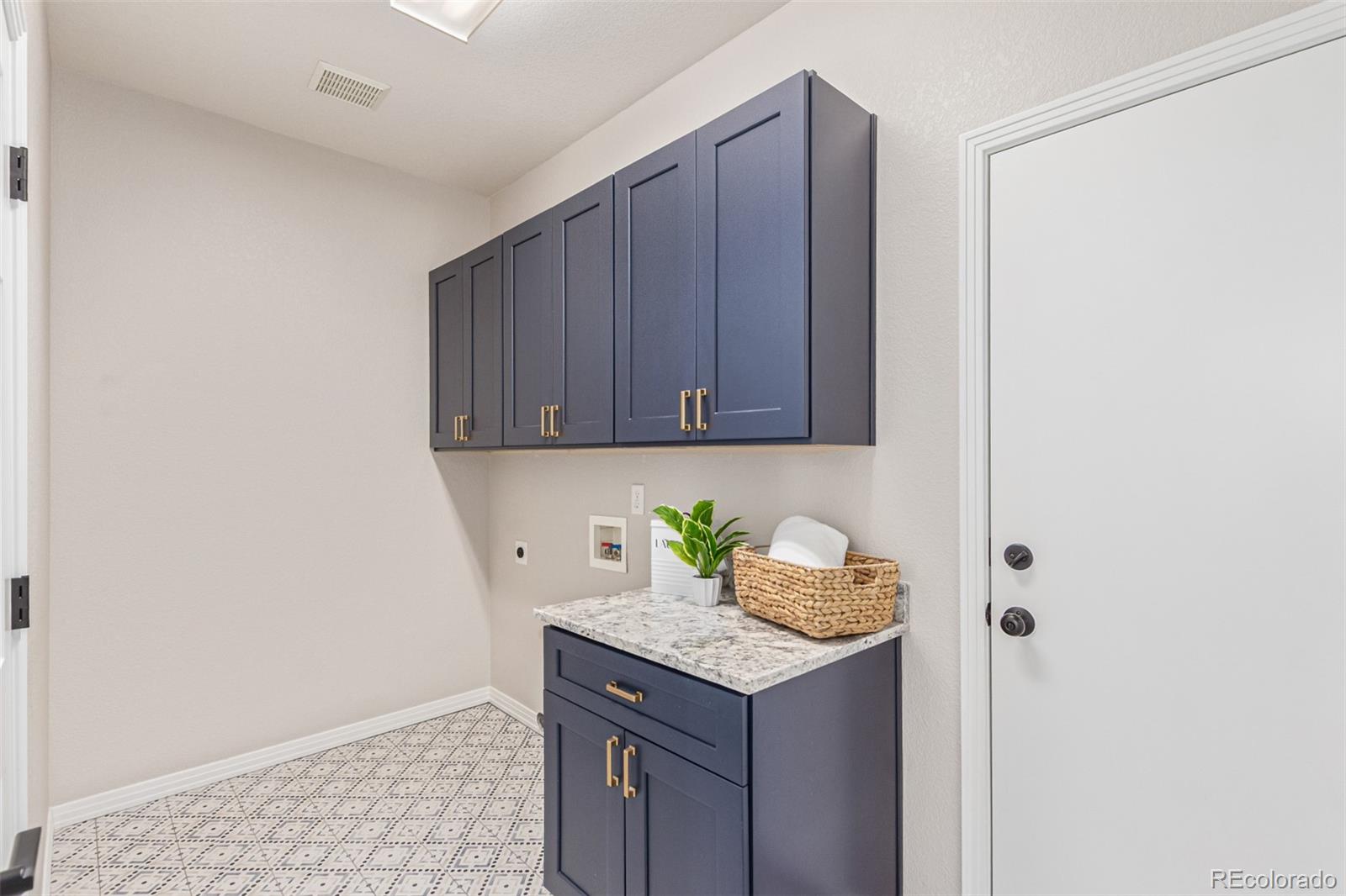 MLS Image #20 for 8242  xenophon court,arvada, Colorado