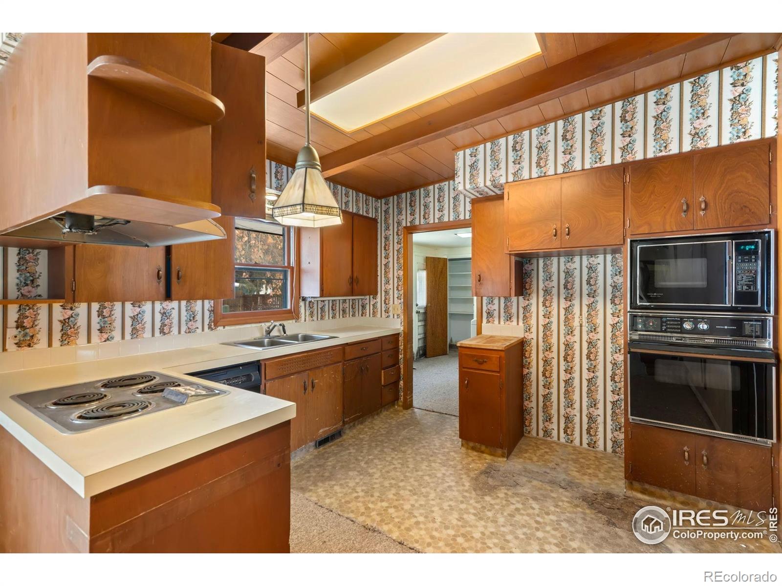 MLS Image #3 for 820  buckeye street,fort collins, Colorado