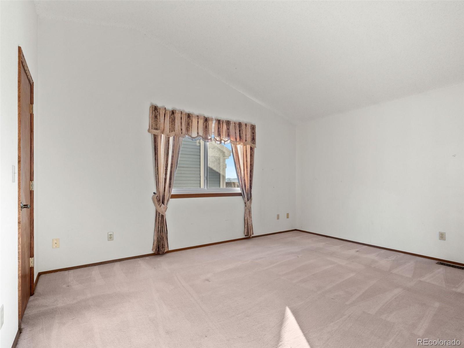 MLS Image #20 for 10016  raritan way,thornton, Colorado
