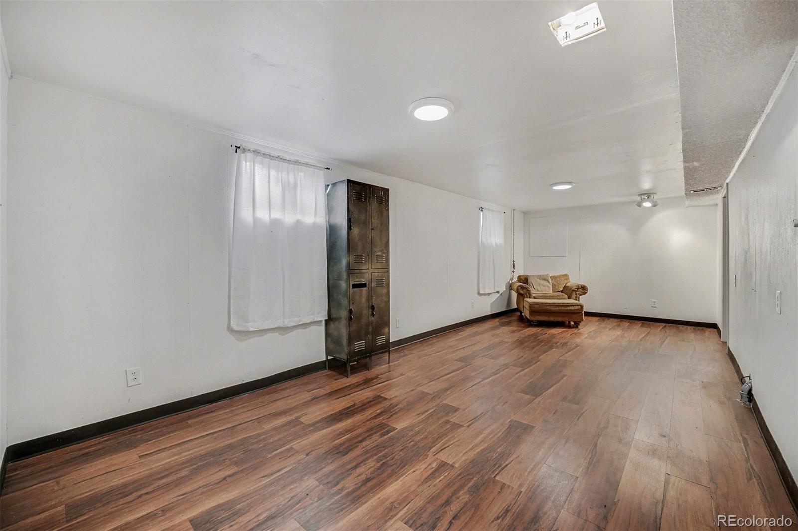 MLS Image #19 for 7690  greenwood boulevard,denver, Colorado