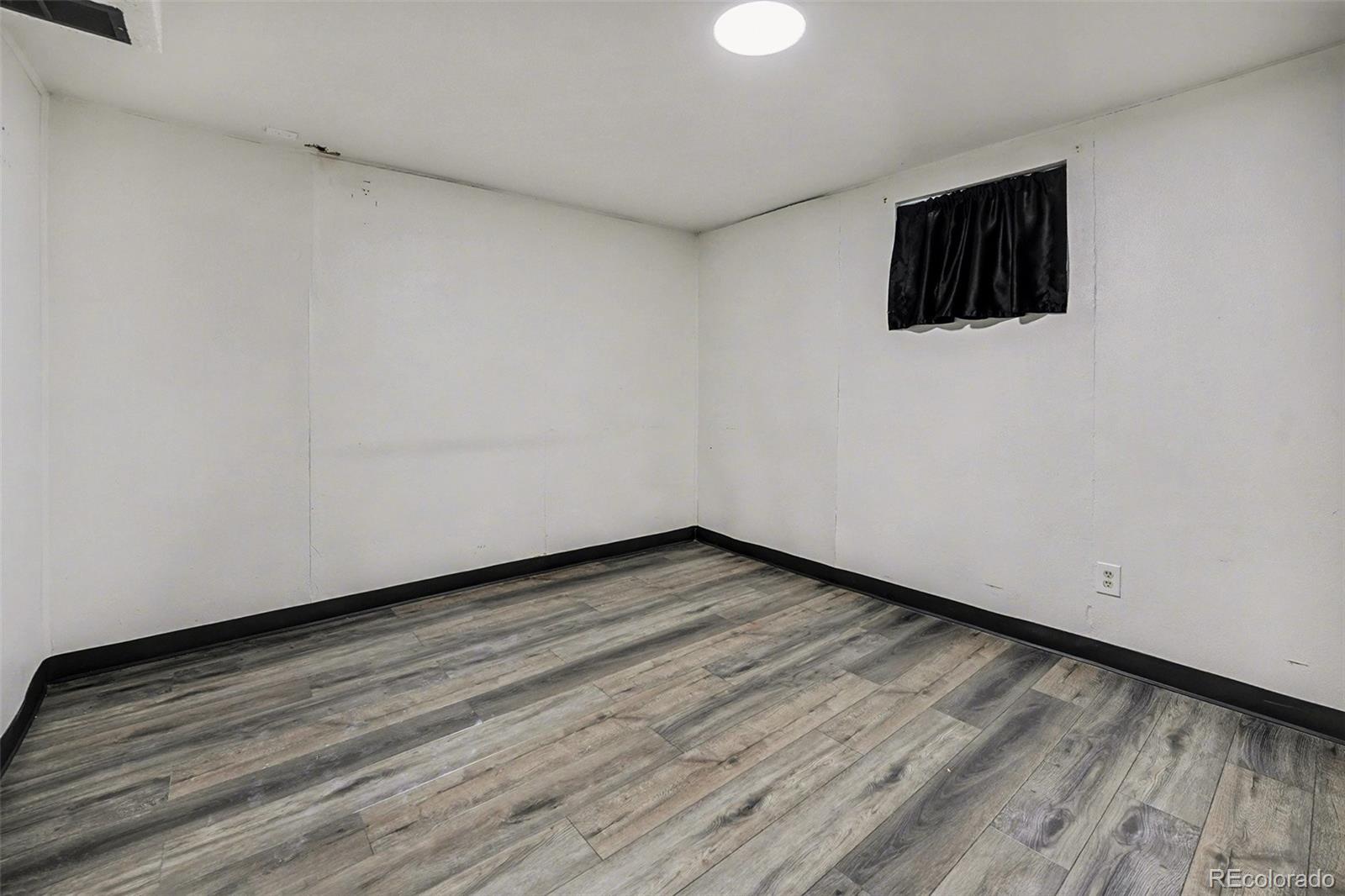 MLS Image #22 for 7690  greenwood boulevard,denver, Colorado