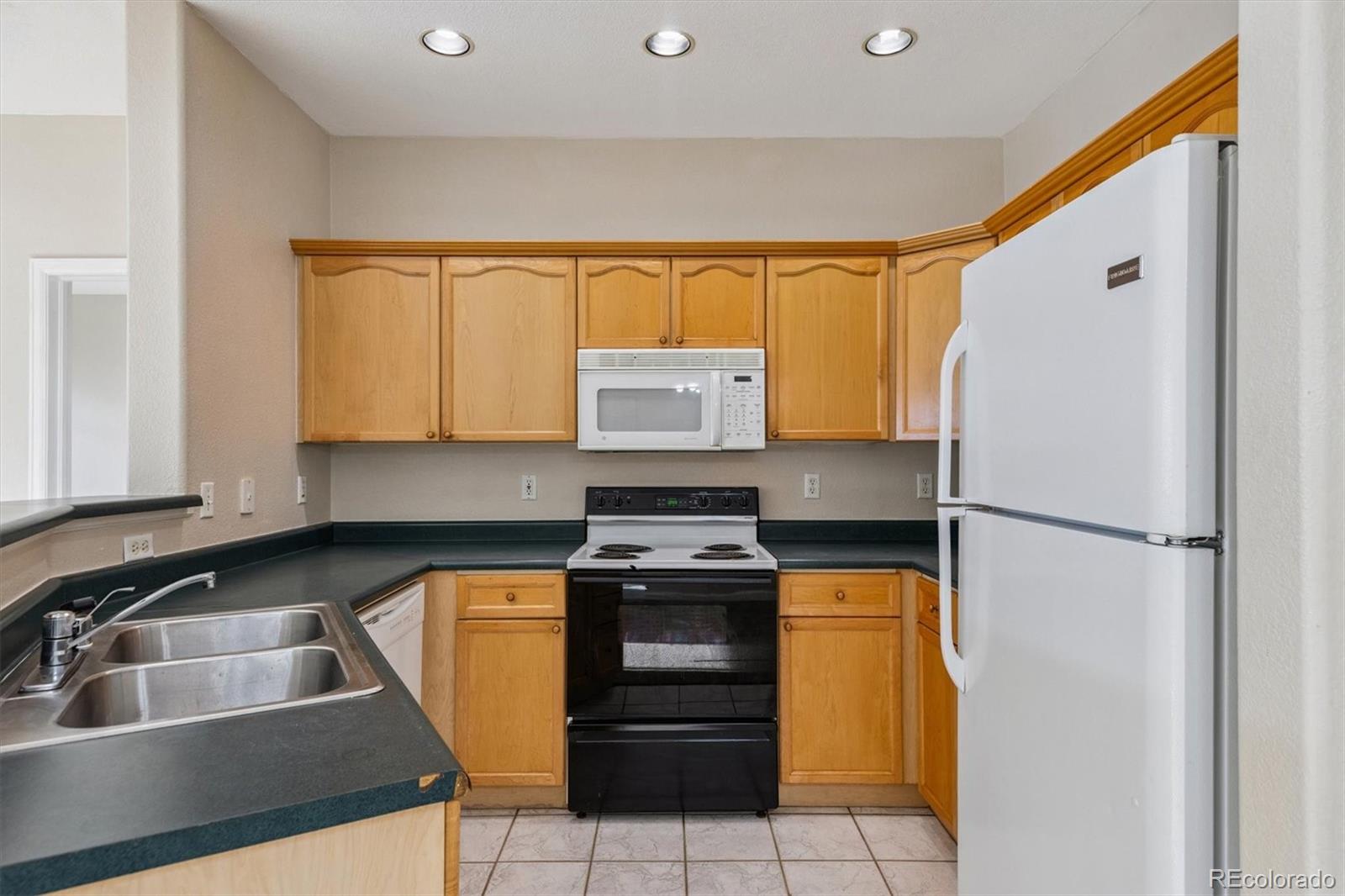 MLS Image #10 for 7415 s alkire street 203,littleton, Colorado