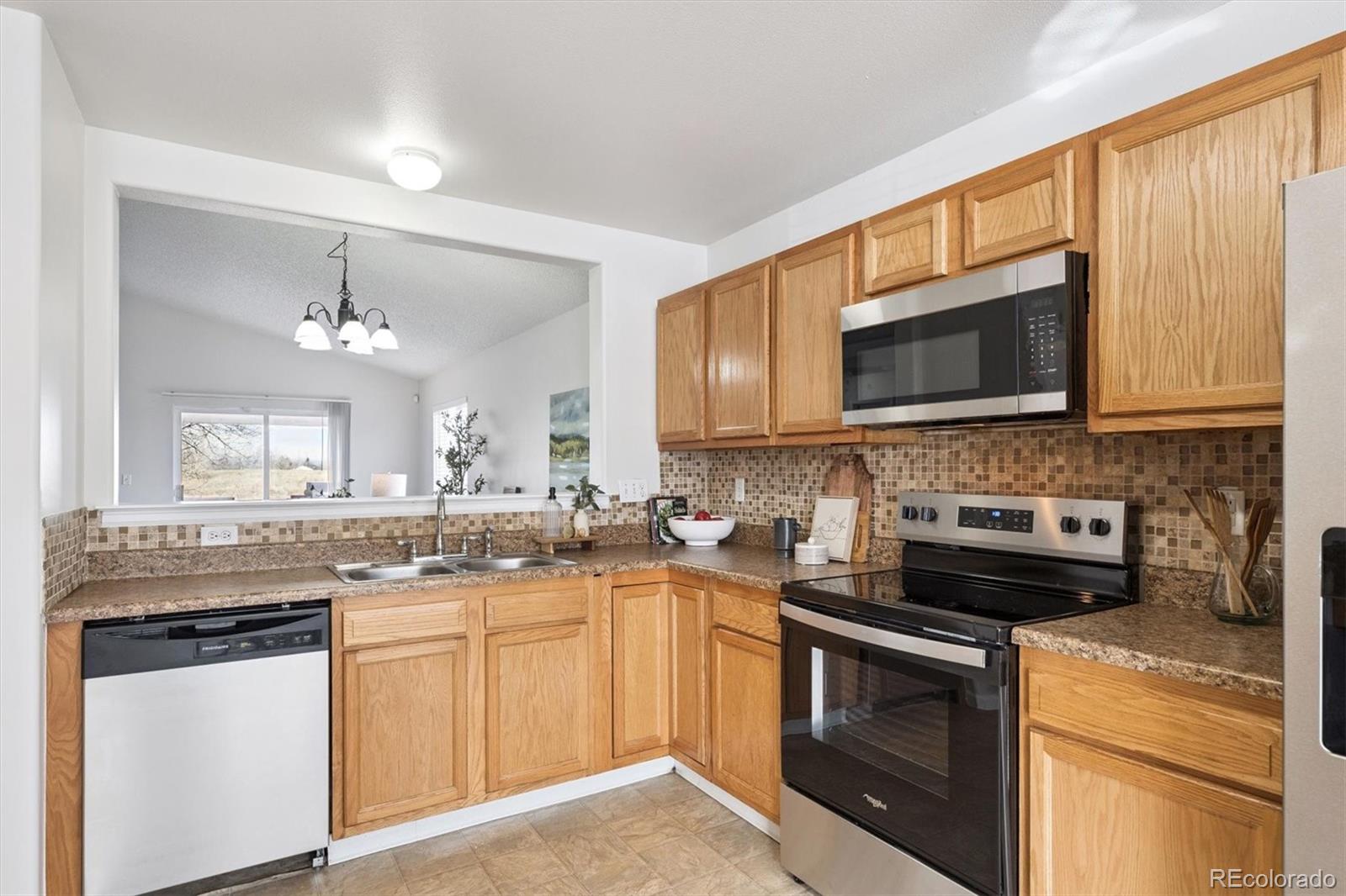 MLS Image #7 for 5241  helena street,denver, Colorado