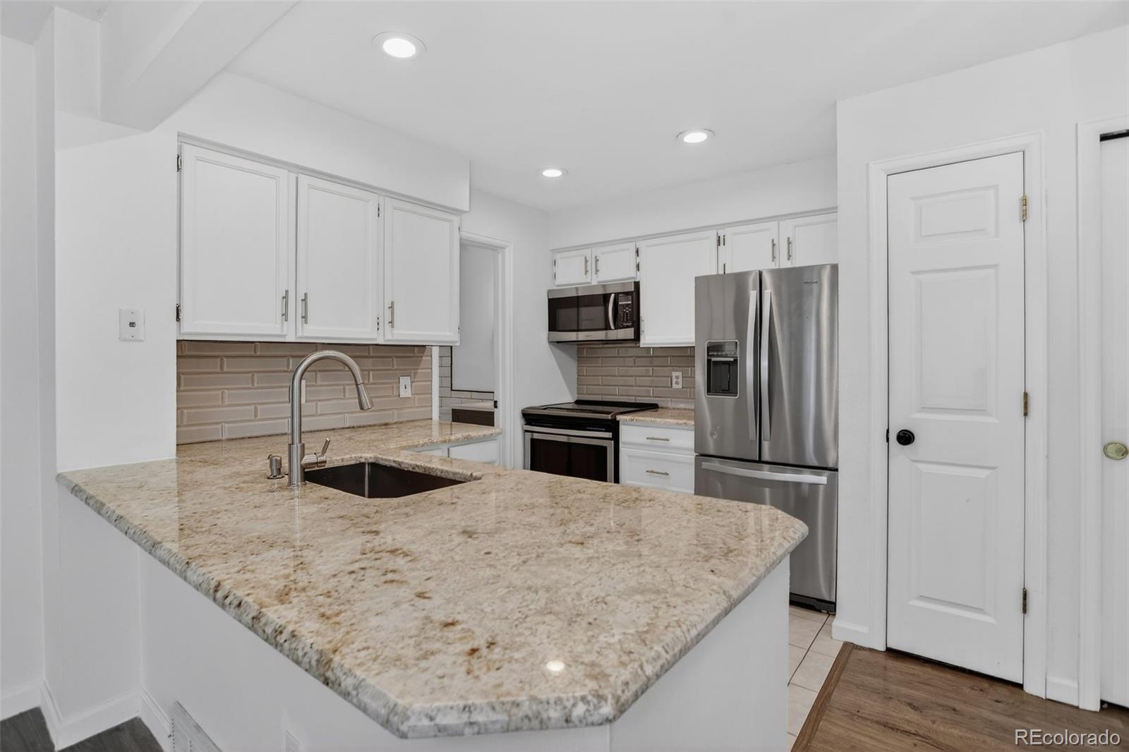 MLS Image #17 for 13874 e lehigh avenue c,aurora, Colorado