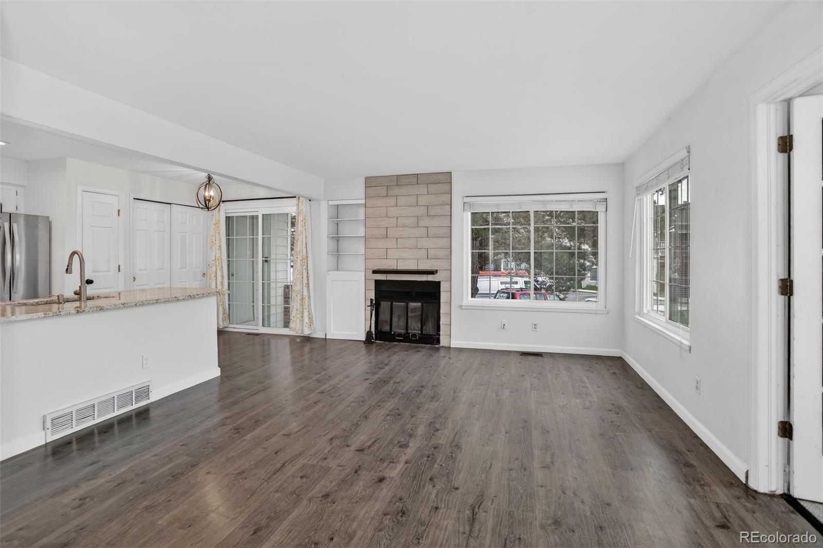 MLS Image #4 for 13874 e lehigh avenue c,aurora, Colorado