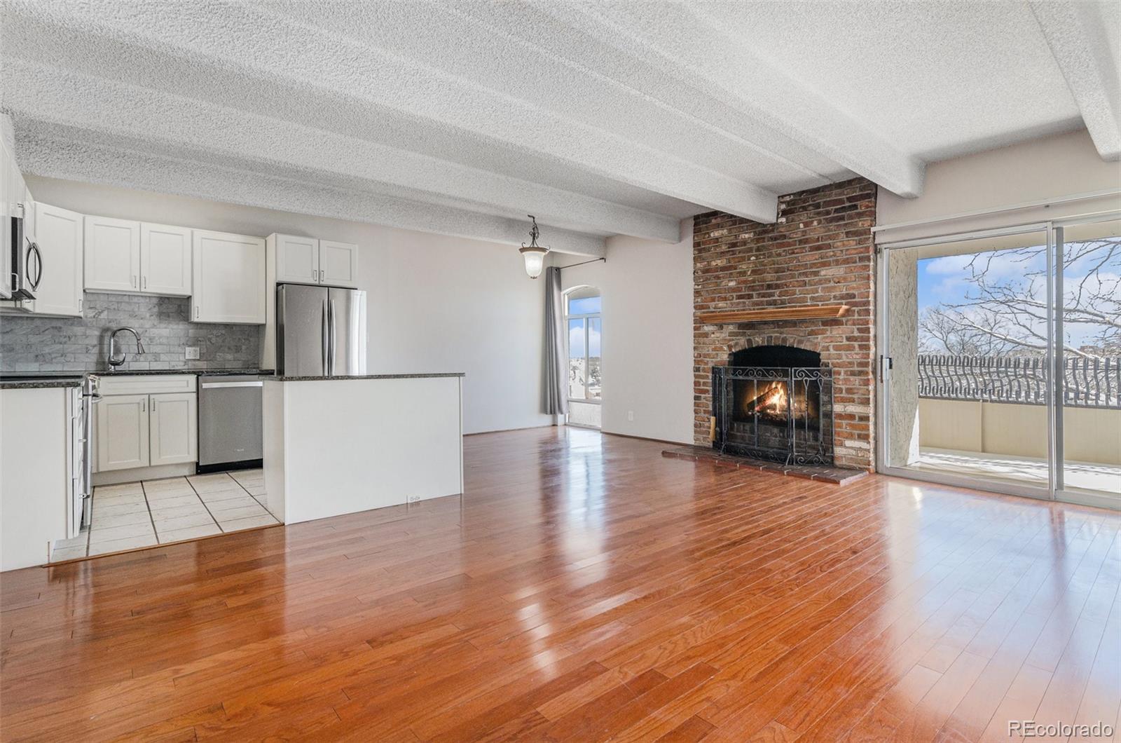 MLS Image #4 for 1365  columbine street 602,denver, Colorado