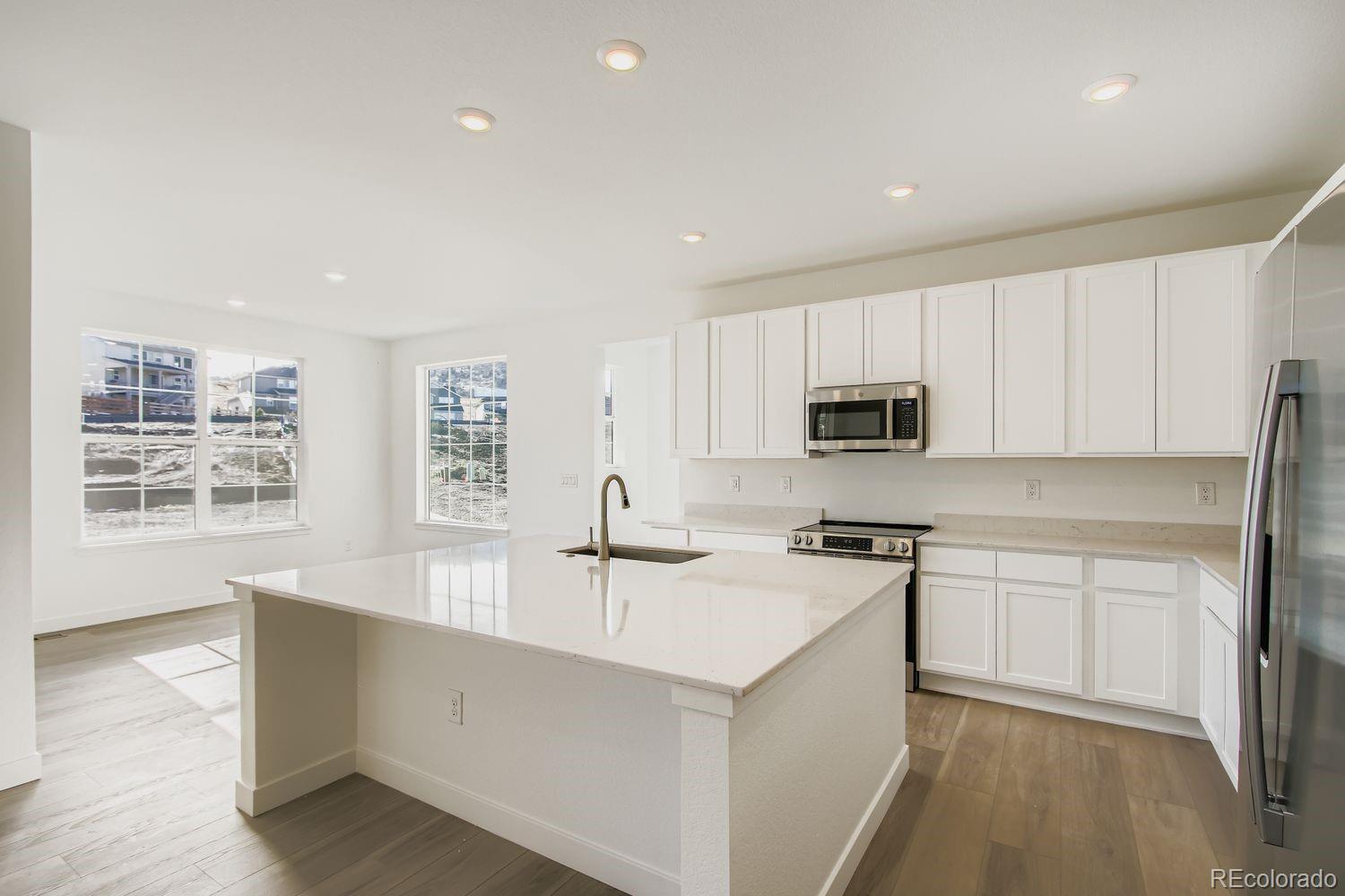 MLS Image #1 for 12670 w glasgow place,littleton, Colorado