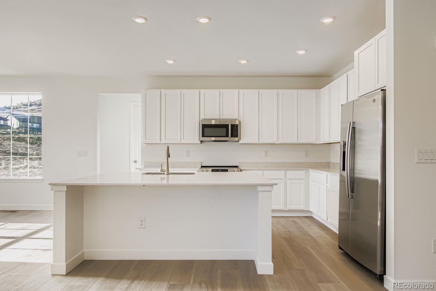 MLS Image #3 for 12670 w glasgow place,littleton, Colorado