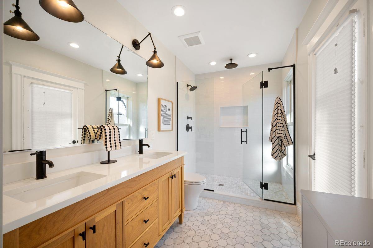 MLS Image #17 for 2230 n cherry street,denver, Colorado