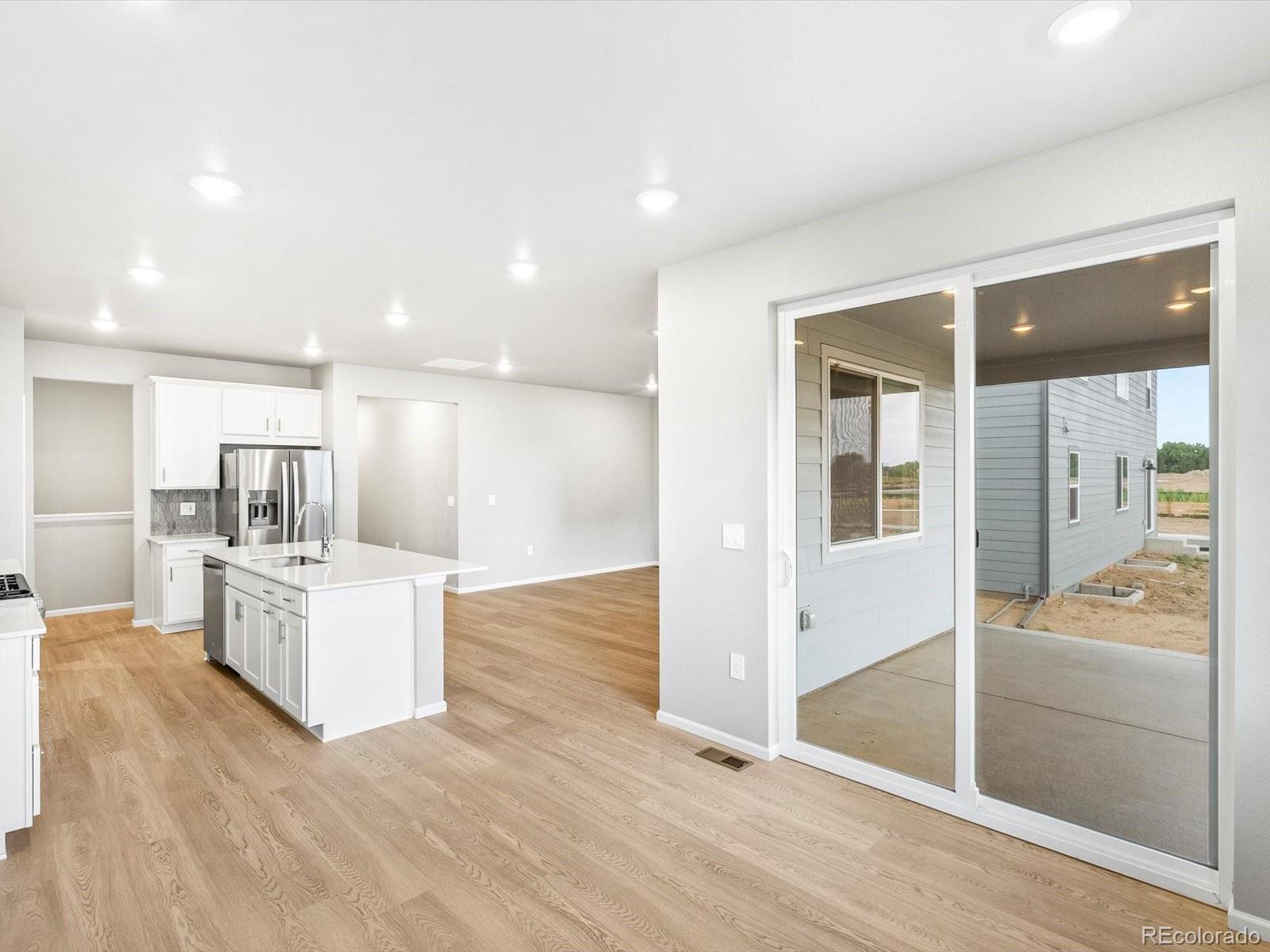 MLS Image #14 for 1603  nathan river drive,windsor, Colorado