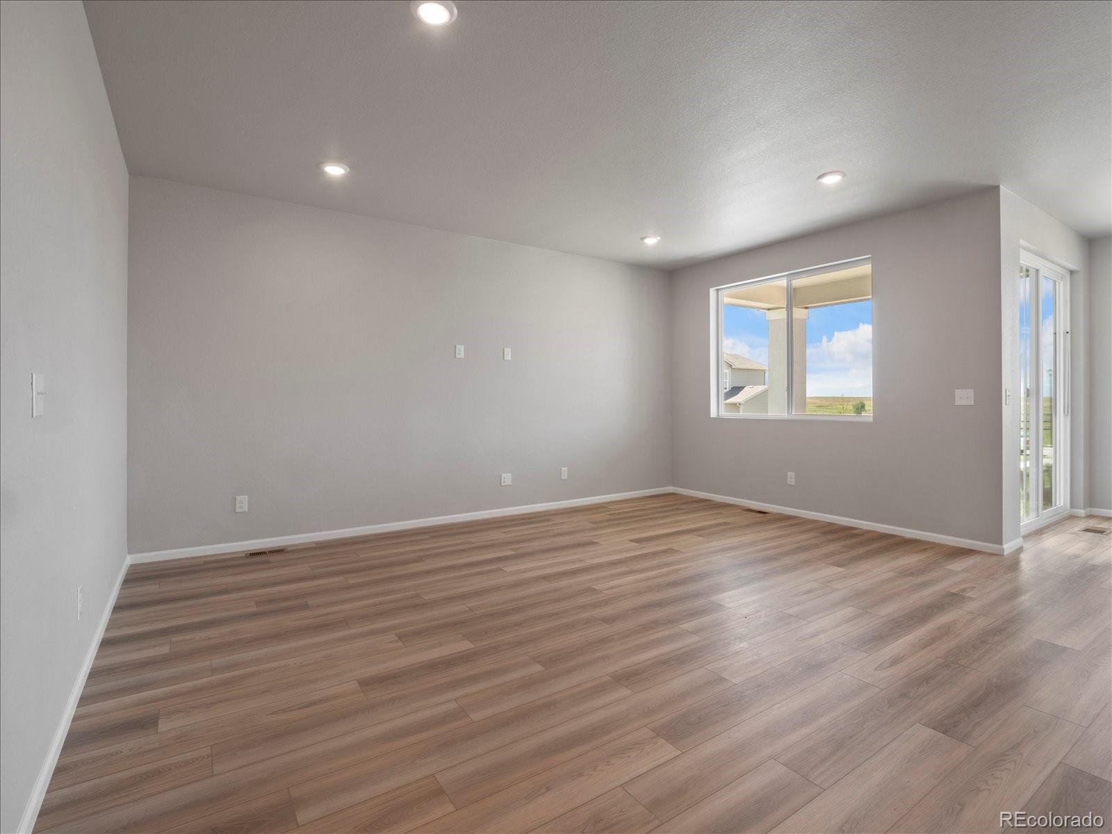 MLS Image #12 for 17557 e 89th way,commerce city, Colorado