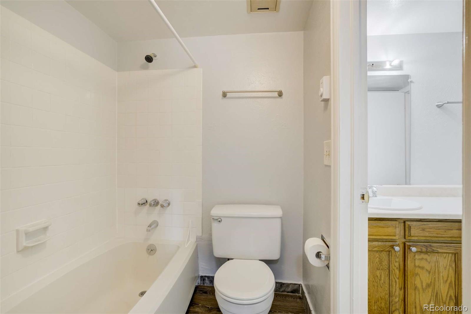 MLS Image #10 for 14852 e kentucky drive 934,aurora, Colorado
