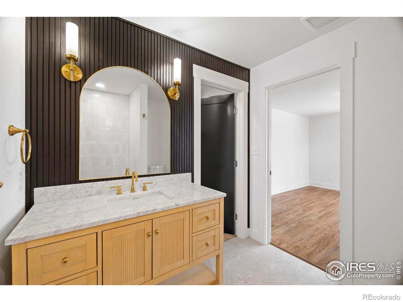 MLS Image #12 for 1953  17th avenue,greeley, Colorado