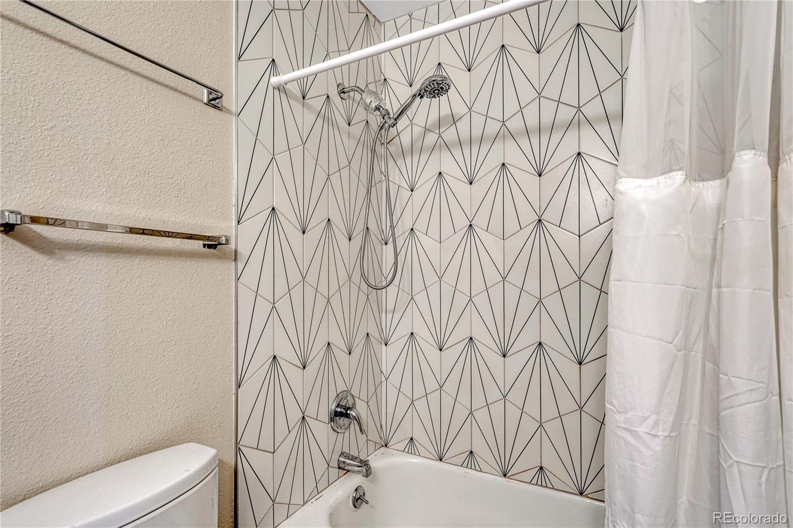 MLS Image #13 for 4587 s lowell boulevard,denver, Colorado
