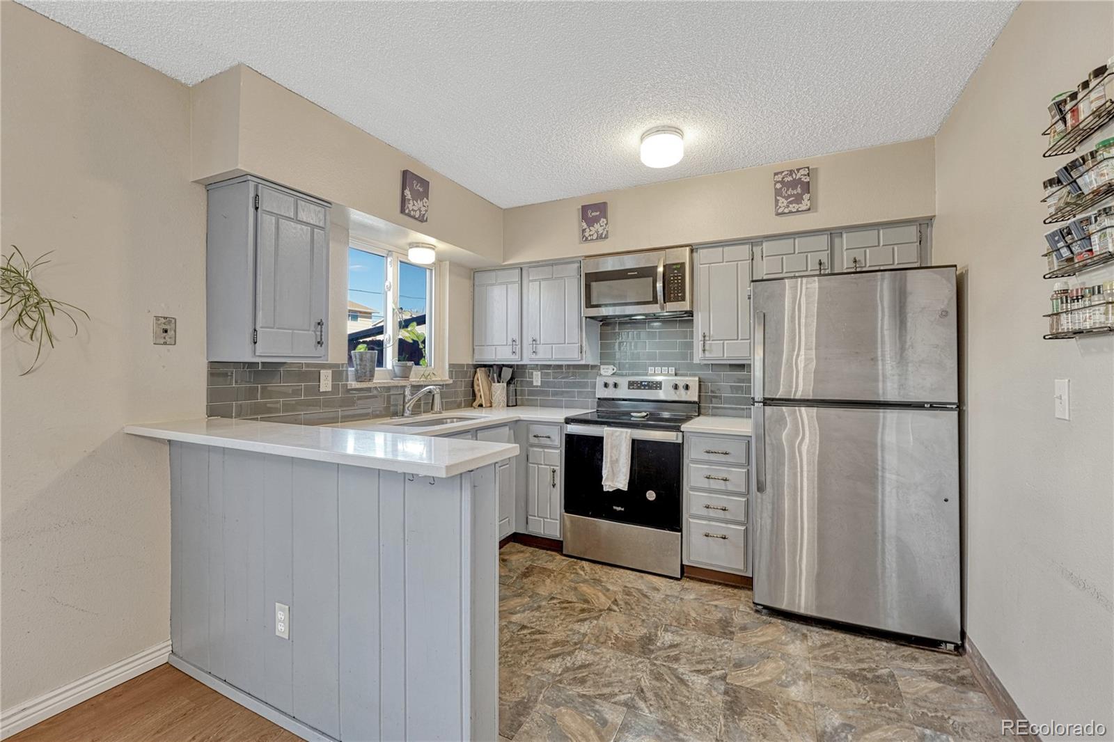 MLS Image #7 for 4587 s lowell boulevard,denver, Colorado
