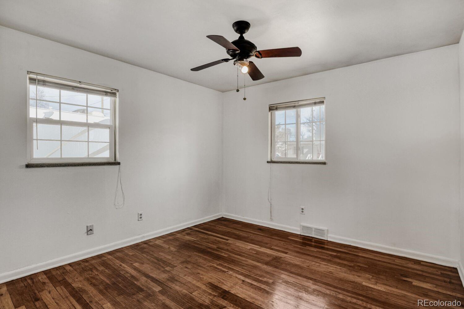 MLS Image #15 for 4955  steele street,denver, Colorado
