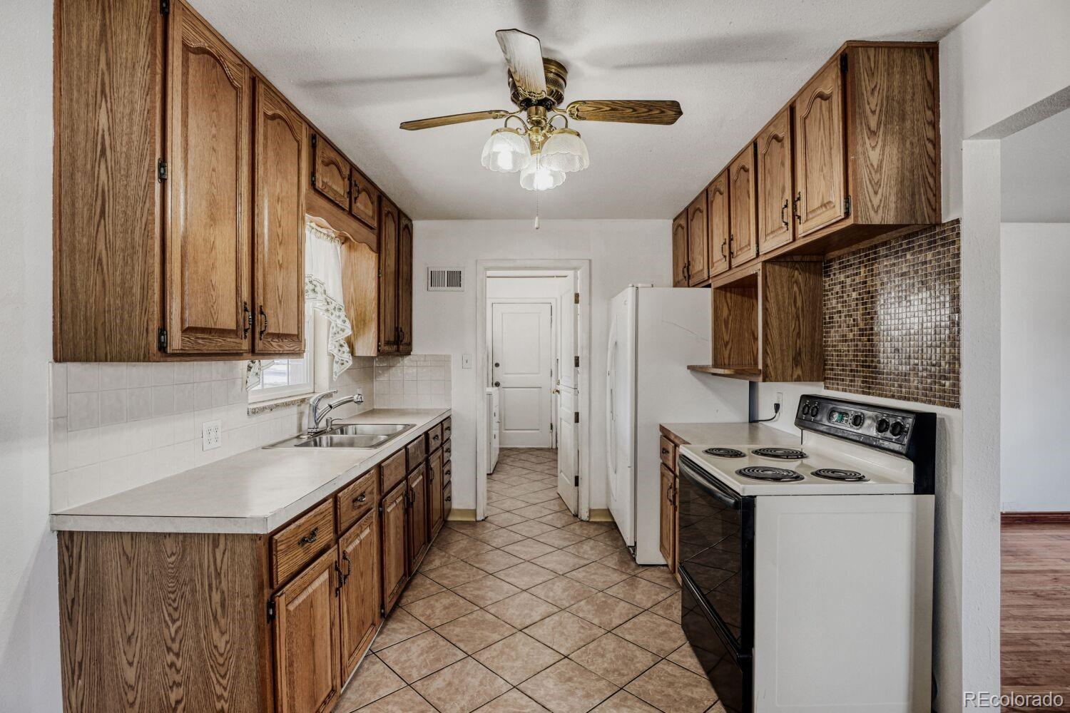 MLS Image #7 for 4955  steele street,denver, Colorado