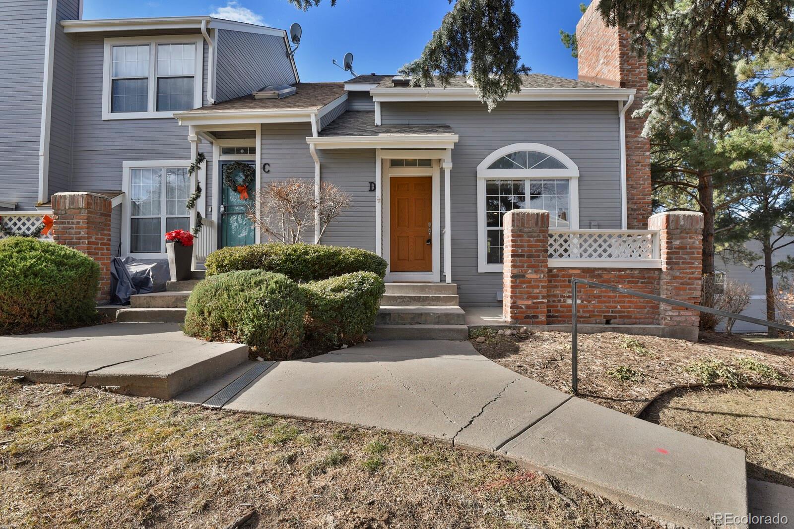 MLS Image #1 for 2916 w long circle,littleton, Colorado