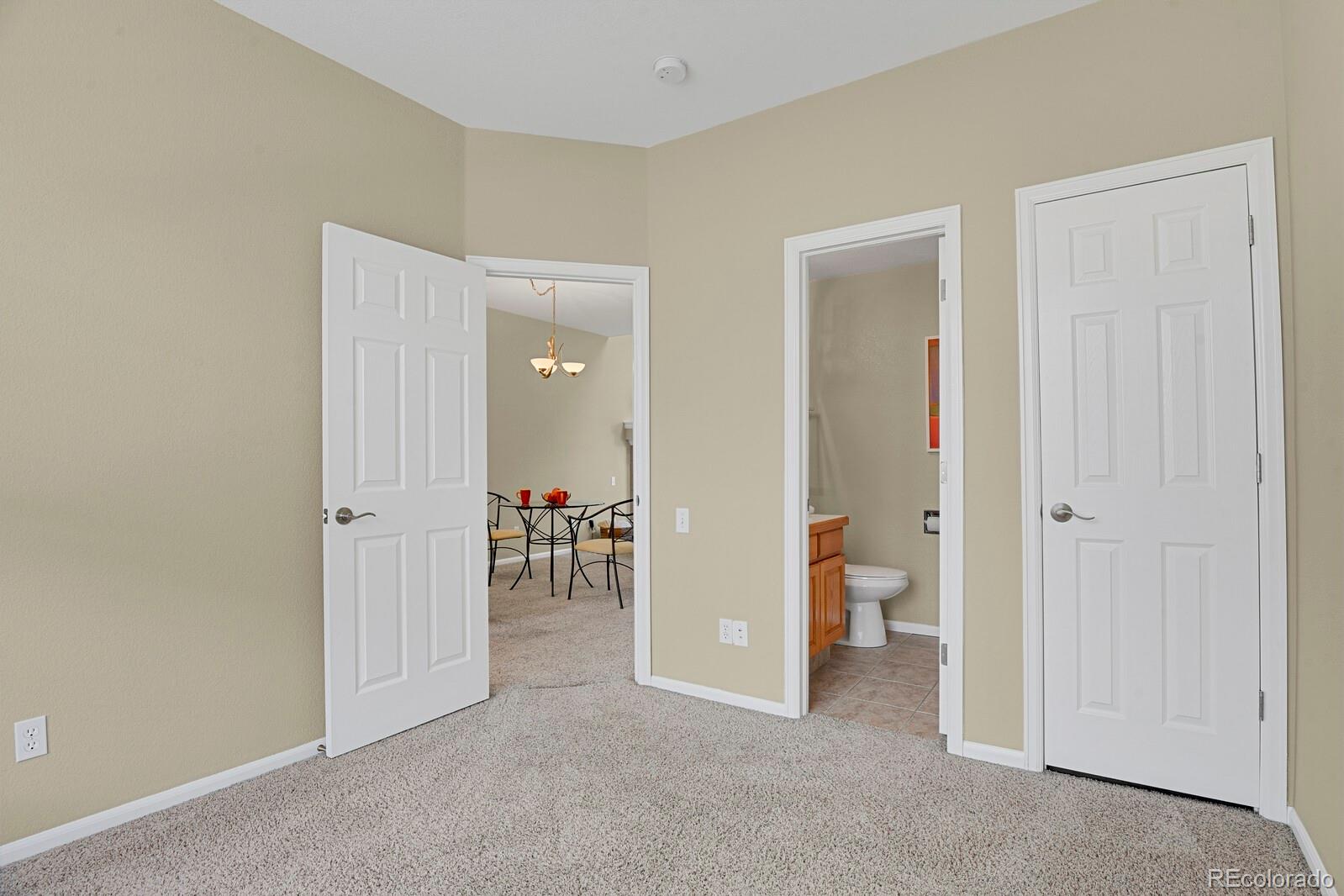 MLS Image #8 for 2916 w long circle,littleton, Colorado