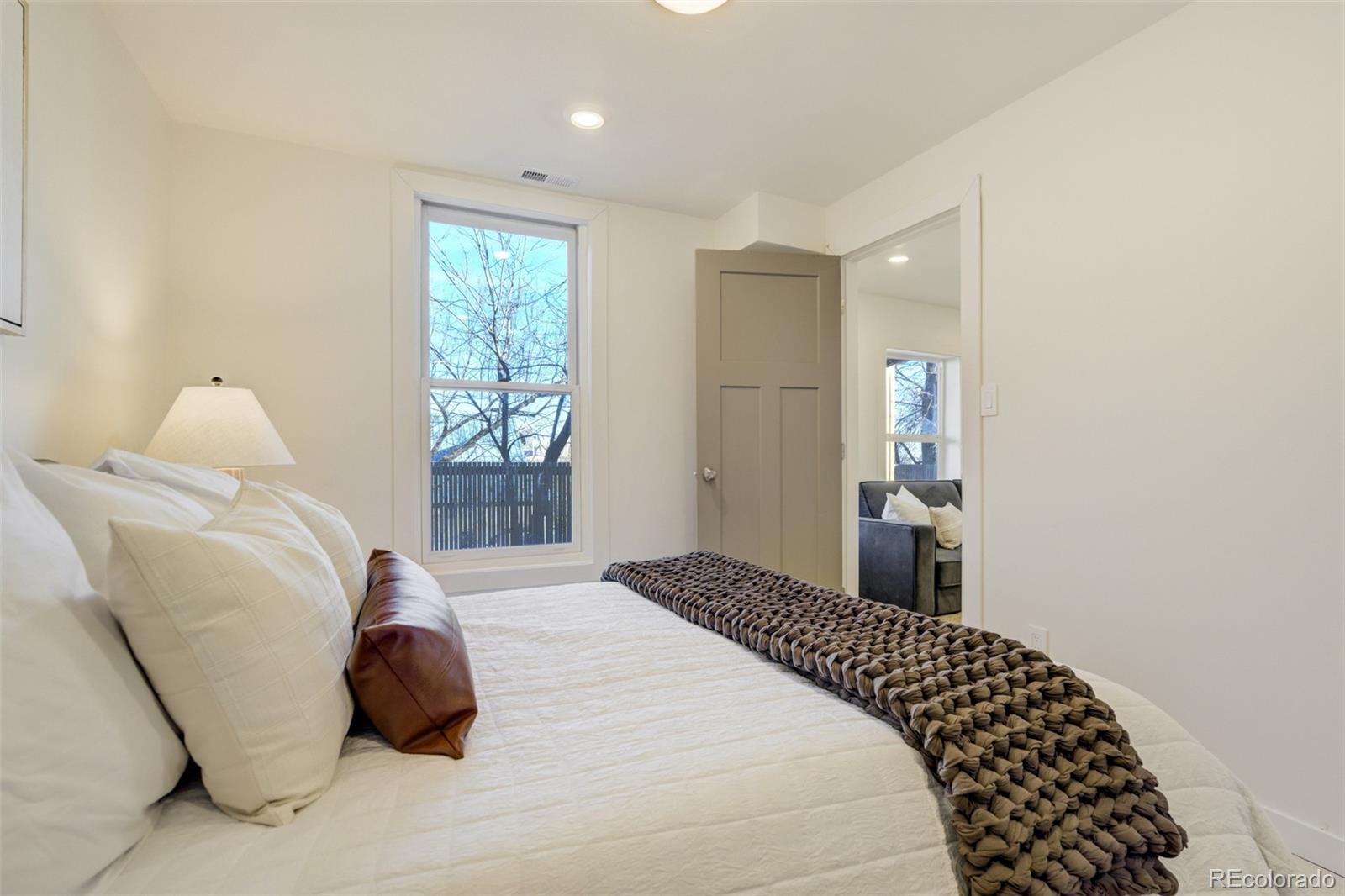 MLS Image #24 for 114-1/2 n 7th street,colorado springs, Colorado