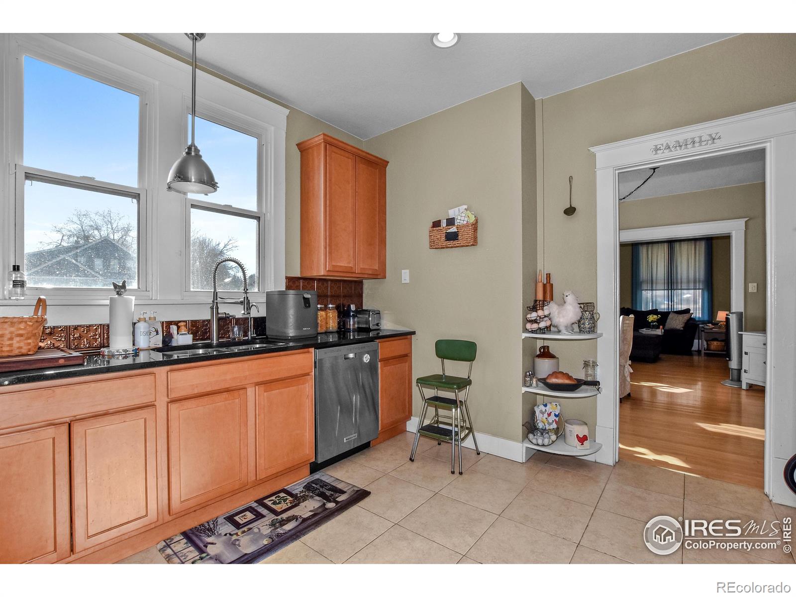 MLS Image #13 for 1544  13th avenue,greeley, Colorado