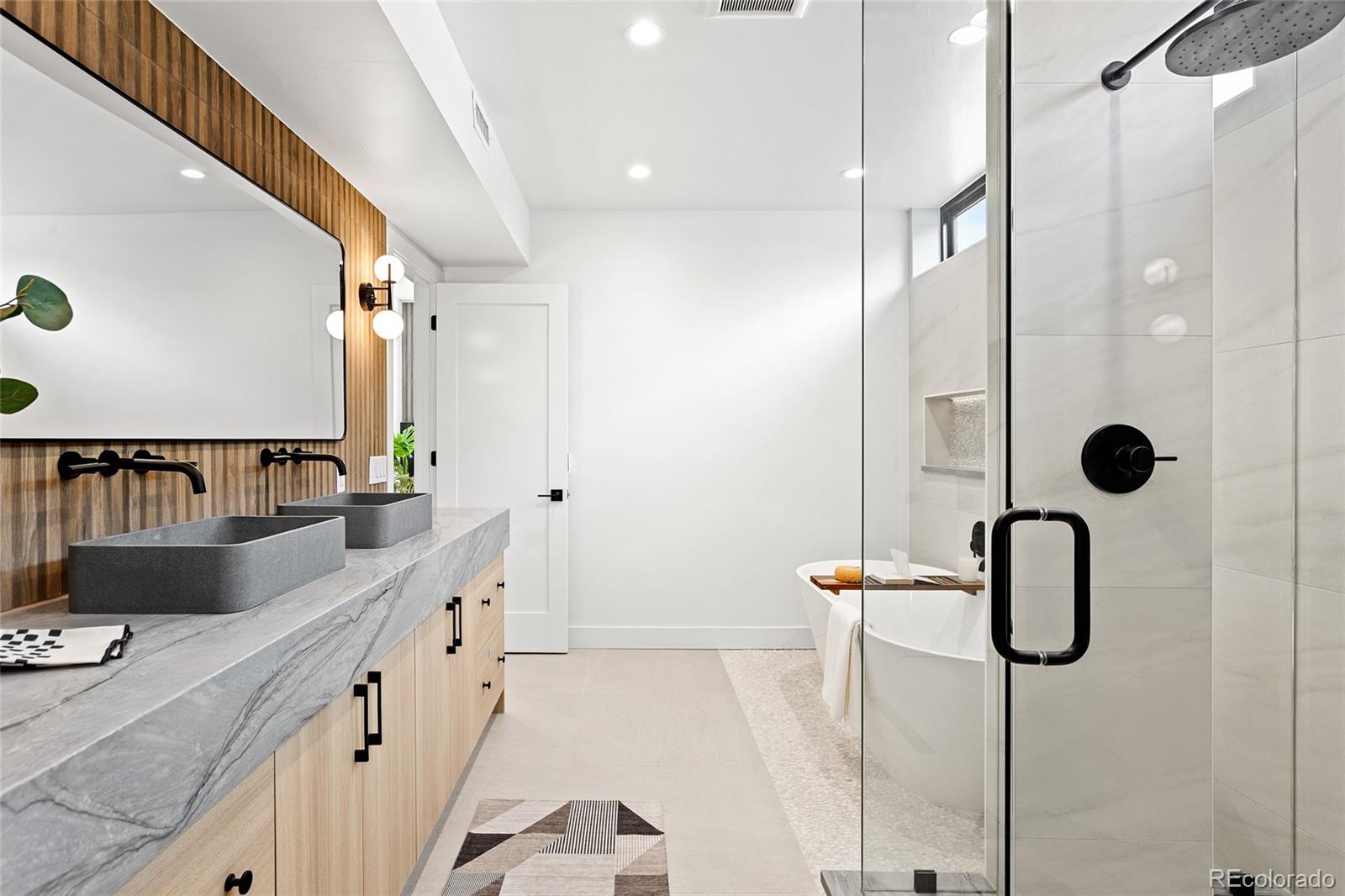 MLS Image #18 for 19 s jackson street,denver, Colorado