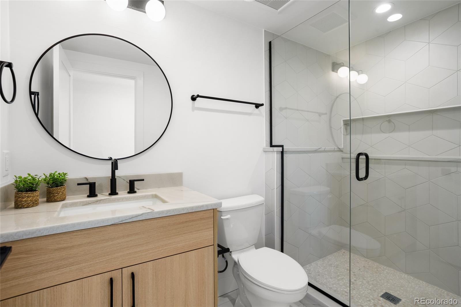 MLS Image #31 for 19 s jackson street,denver, Colorado