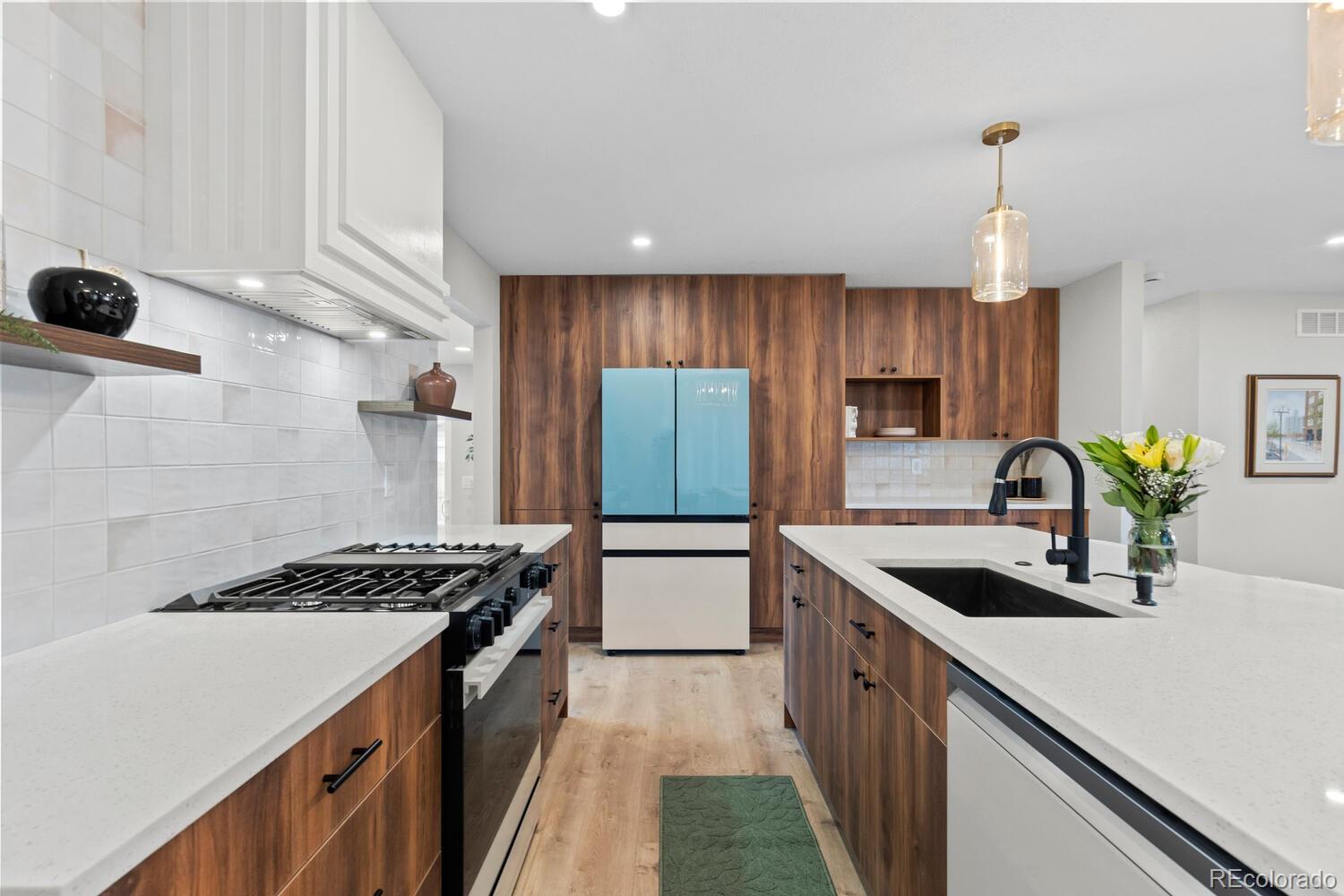 MLS Image #12 for 1711 s forest street,denver, Colorado