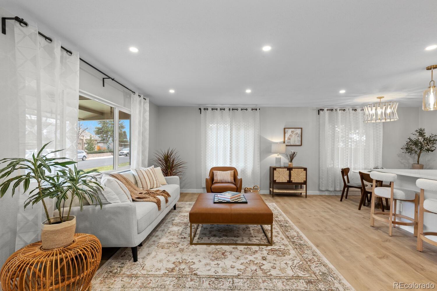 MLS Image #7 for 1711 s forest street,denver, Colorado