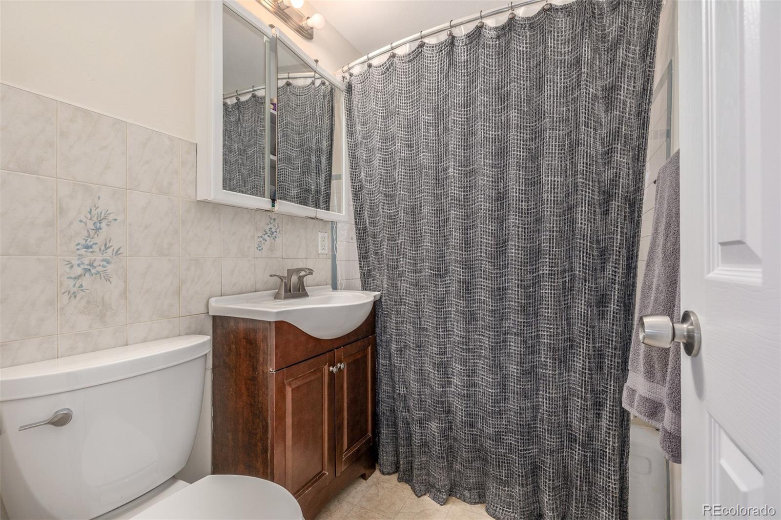 MLS Image #16 for 5413  shoshone street,denver, Colorado