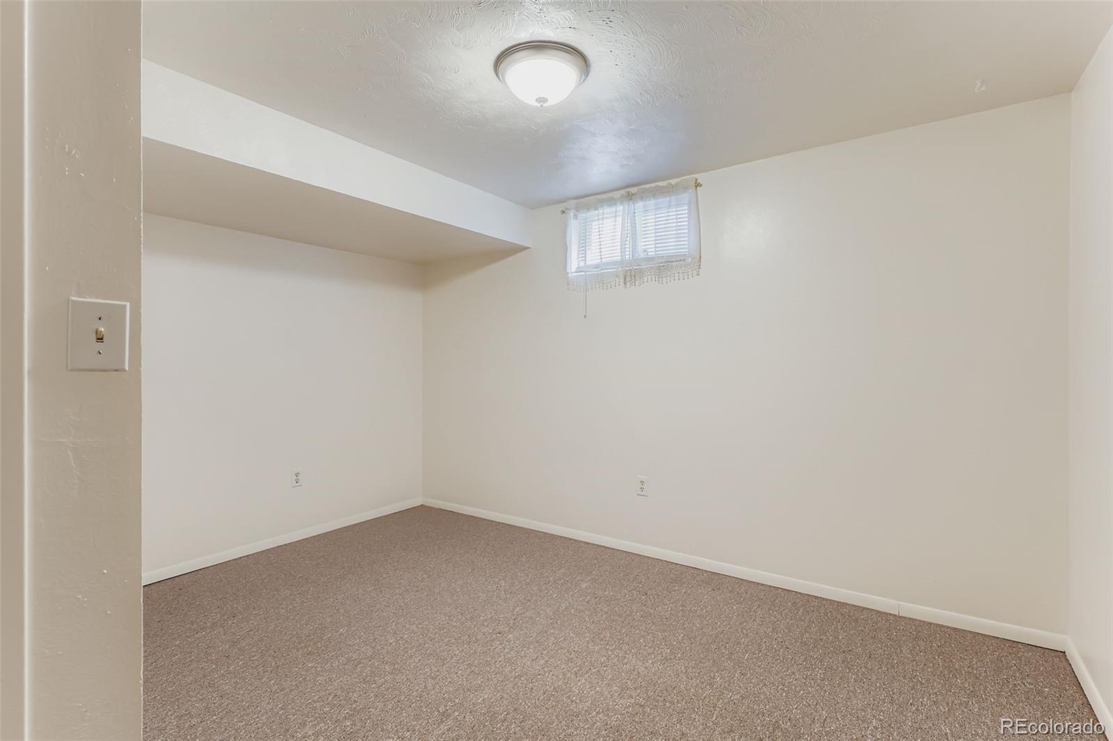 MLS Image #11 for 6420 w 76th avenue,arvada, Colorado