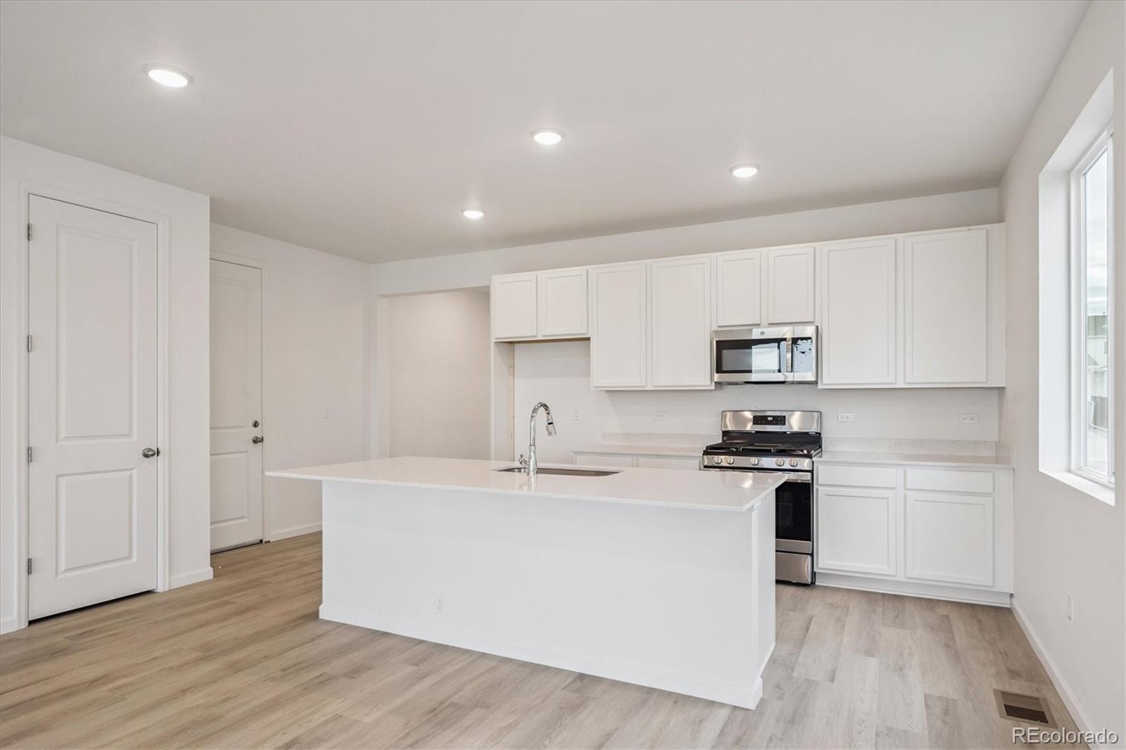 MLS Image #13 for 5583  brangus drive,windsor, Colorado