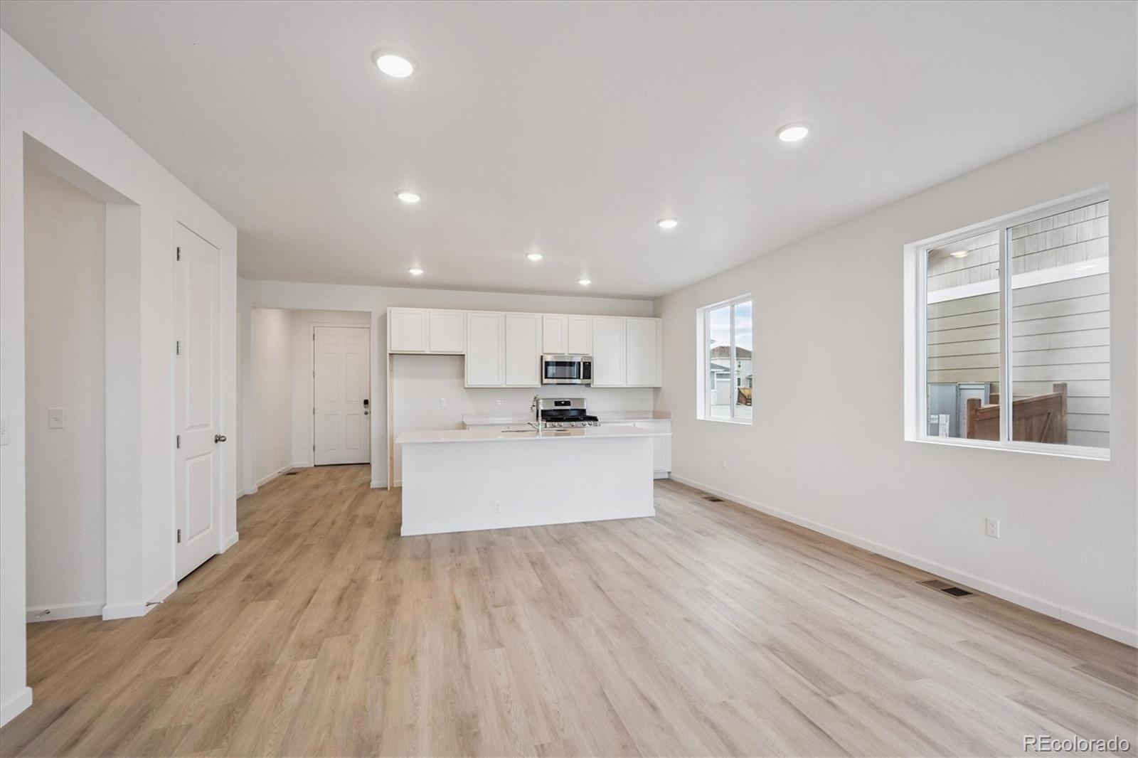MLS Image #5 for 5583  brangus drive,windsor, Colorado