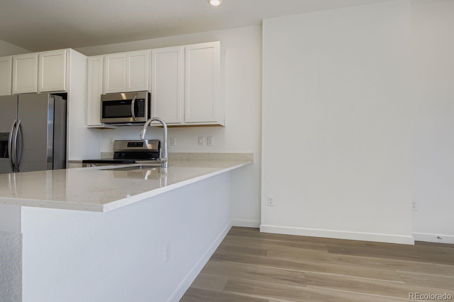 MLS Image #3 for 6689  parterre parkway 3,thornton, Colorado