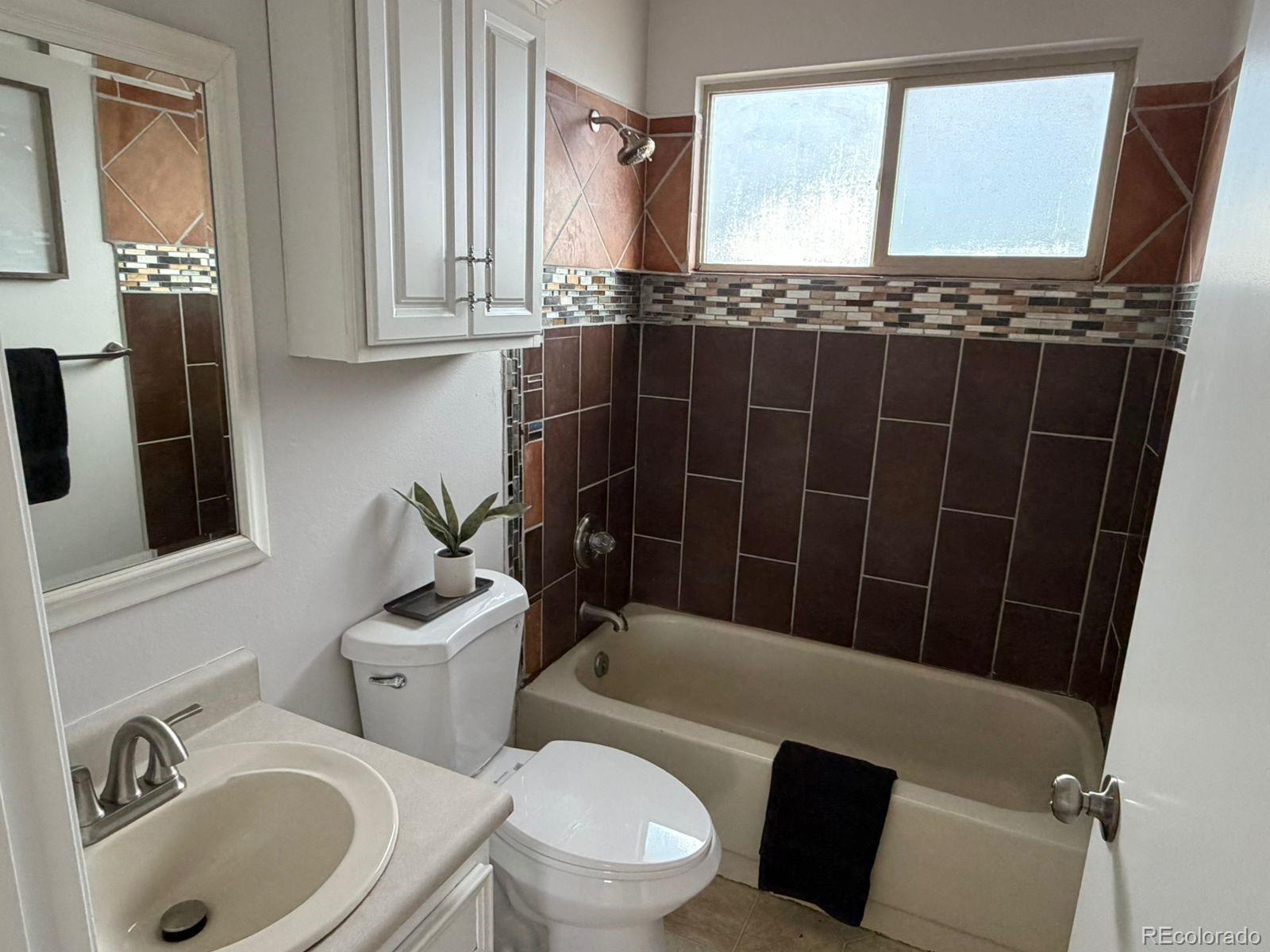 MLS Image #10 for 271  elm street,bennett, Colorado