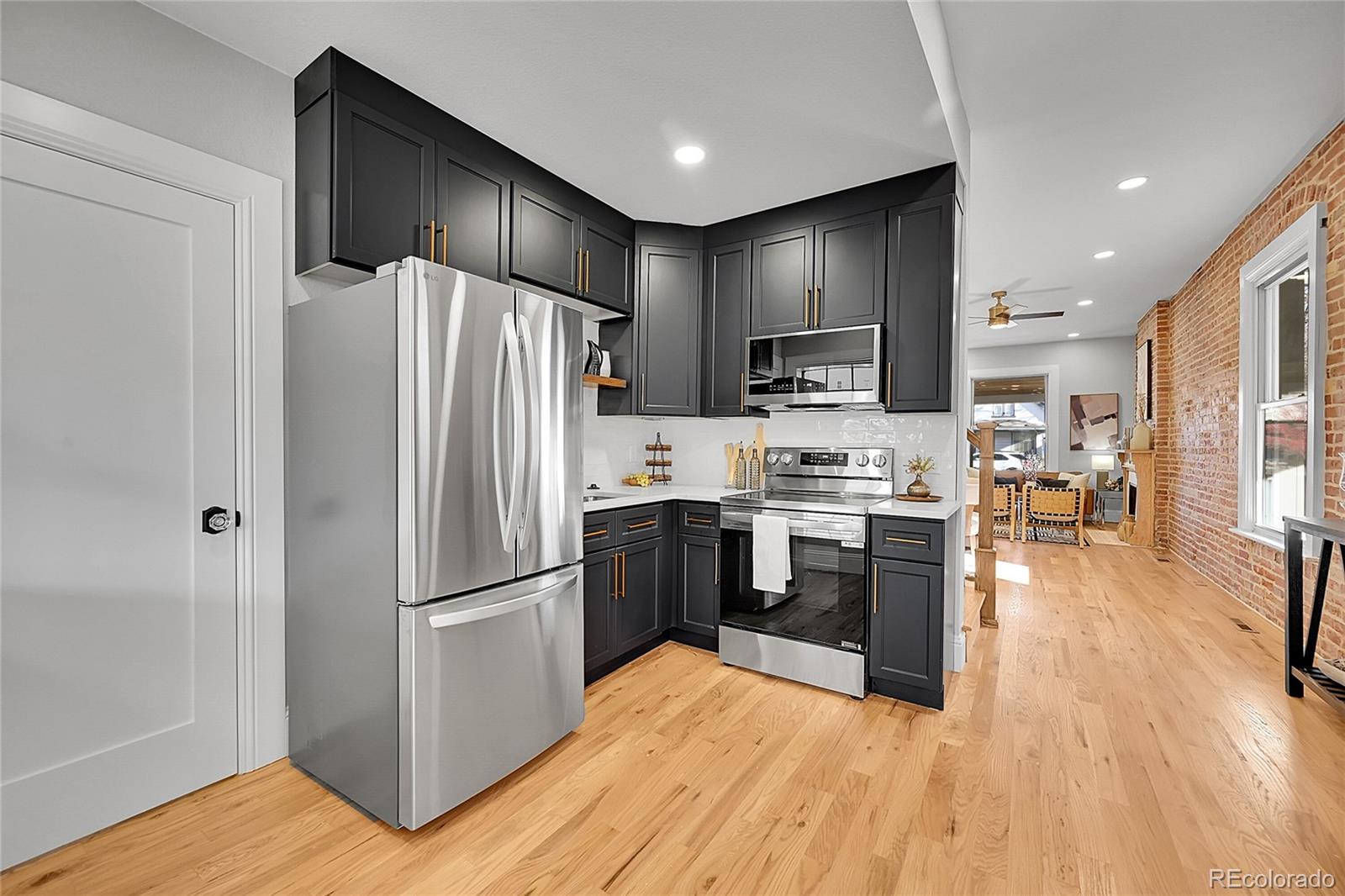 MLS Image #16 for 3439 n lafayette street,denver, Colorado