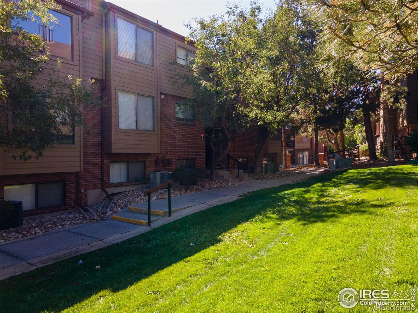 MLS Image #39 for 326  wright street 305,lakewood, Colorado