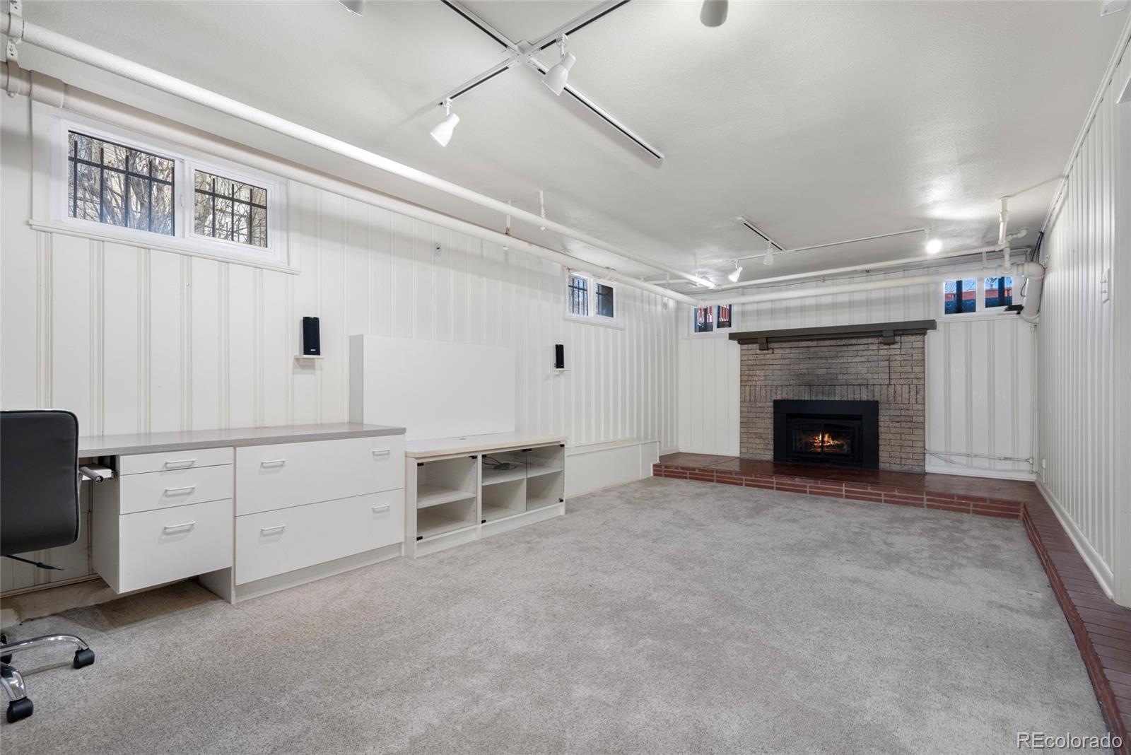 MLS Image #27 for 1827 n bellaire street,denver, Colorado