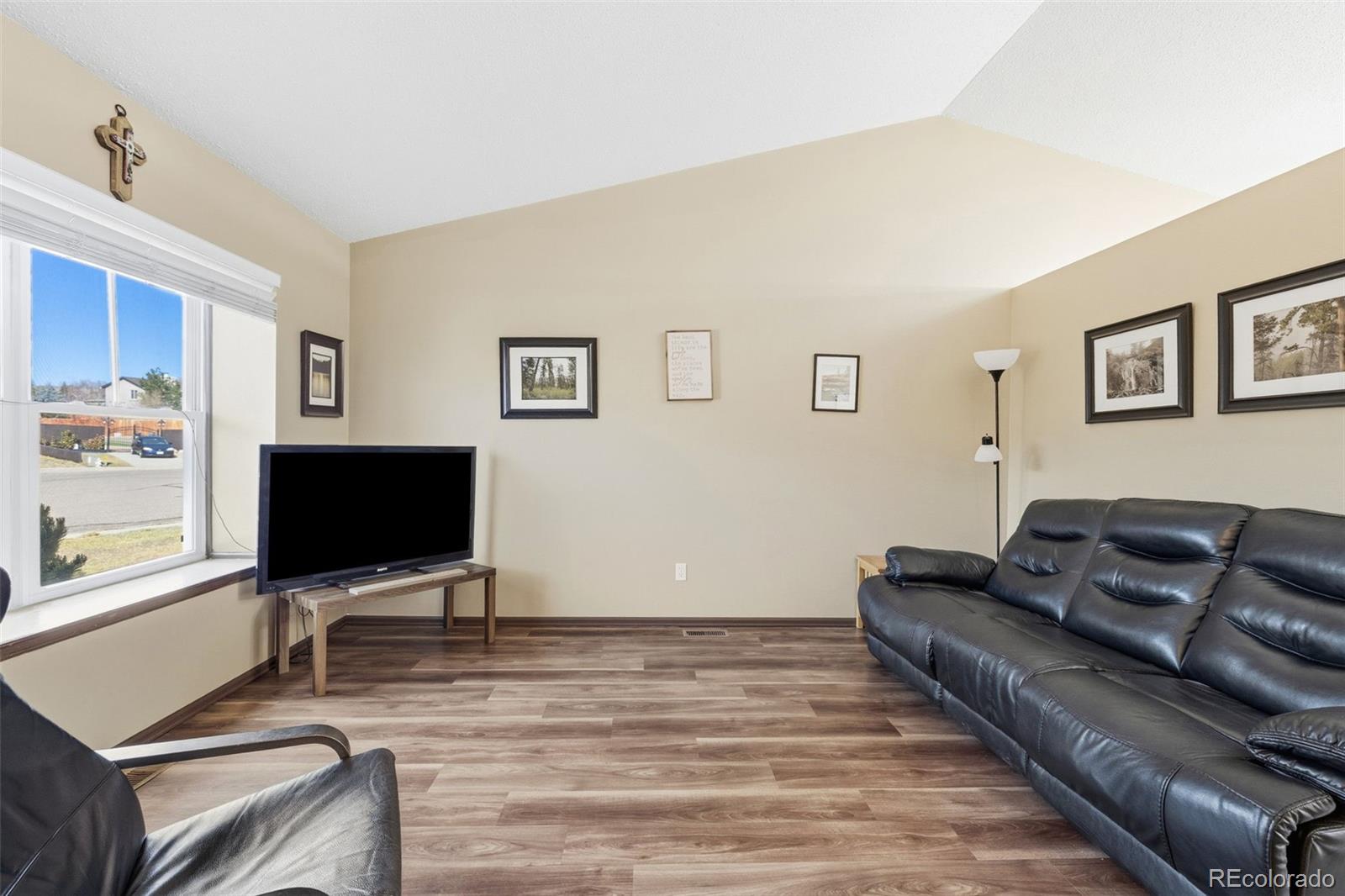 MLS Image #12 for 3935  sagemont court,colorado springs, Colorado