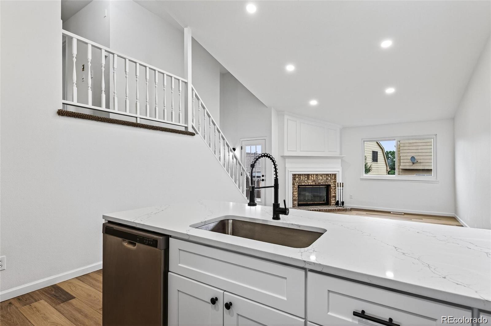 MLS Image #4 for 7832  elmwood street,littleton, Colorado