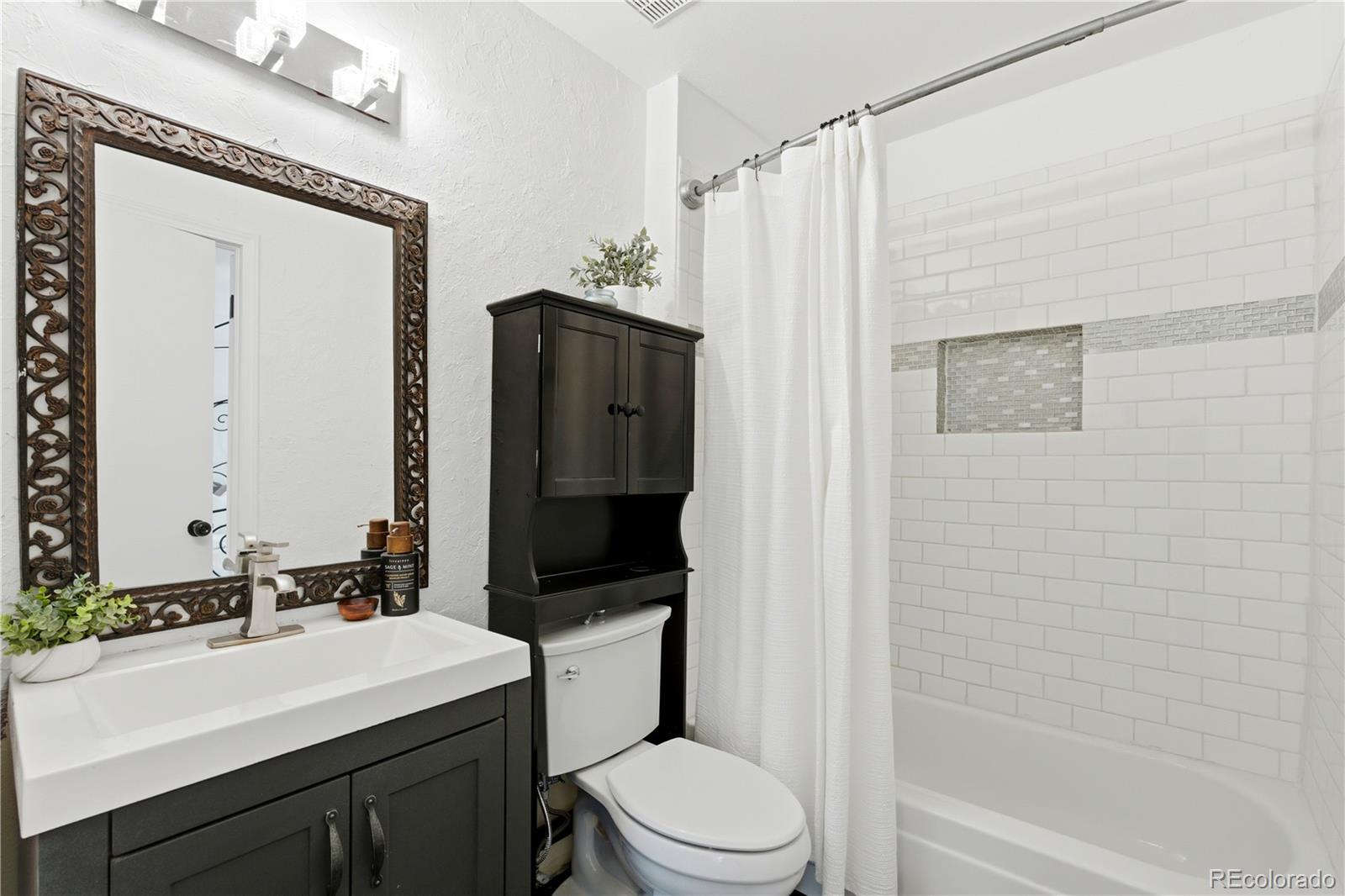 MLS Image #20 for 18932 e kansas drive,aurora, Colorado