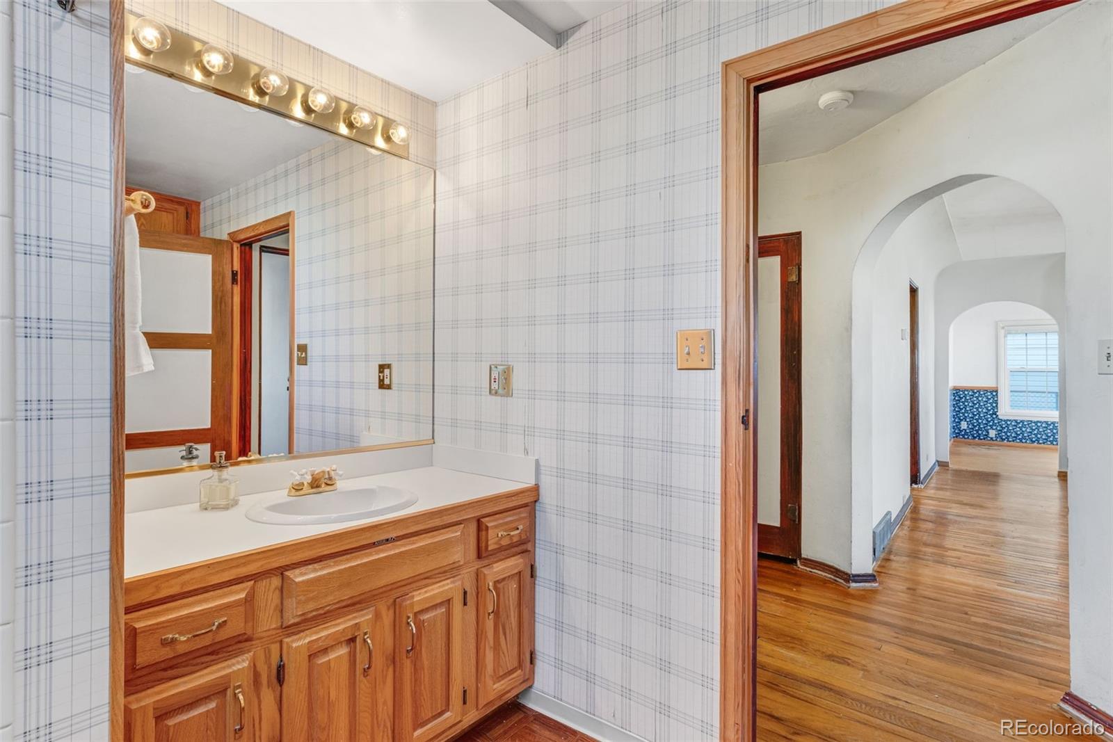 MLS Image #13 for 4500 s washington street,englewood, Colorado