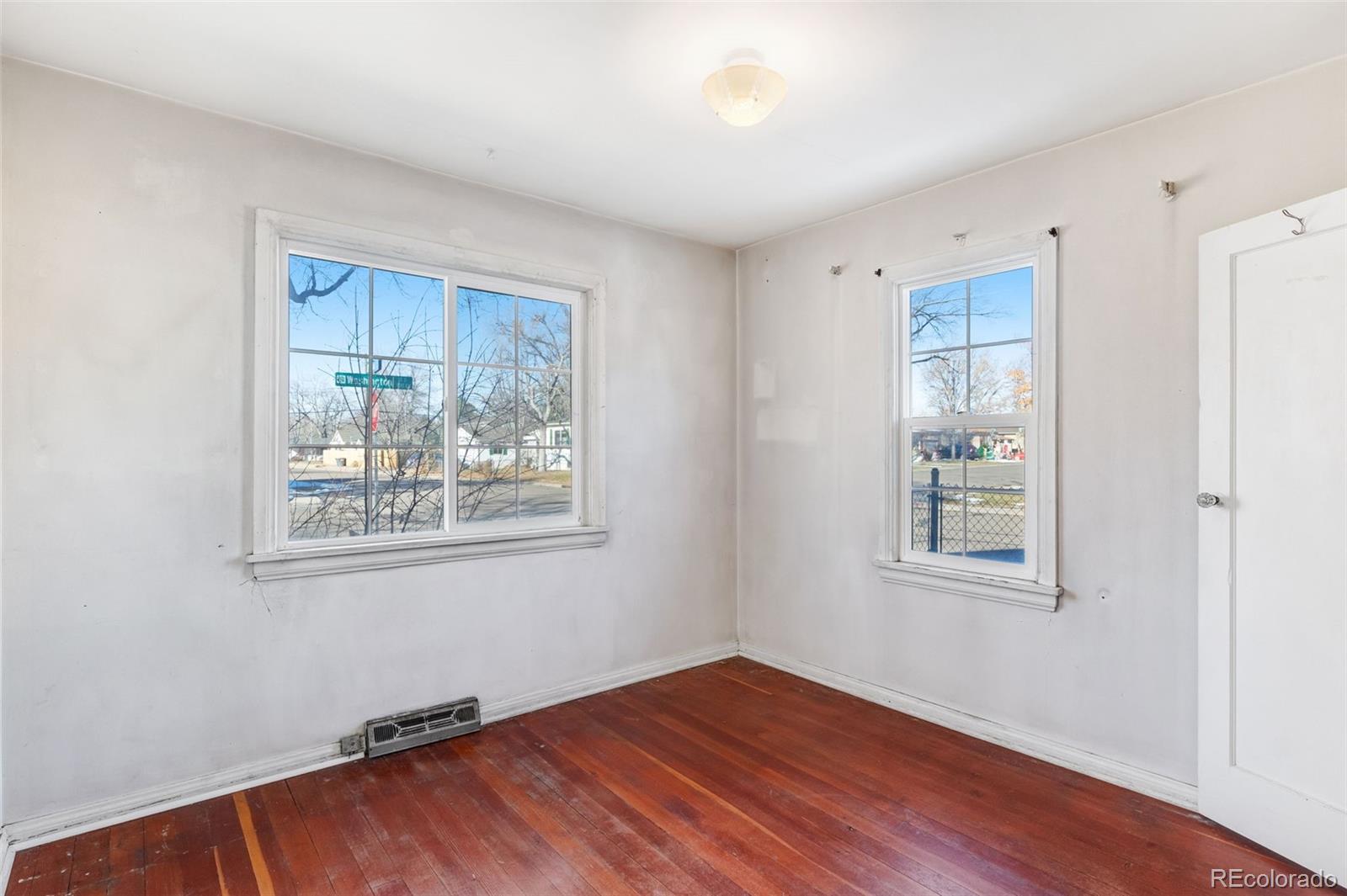MLS Image #16 for 4500 s washington street,englewood, Colorado