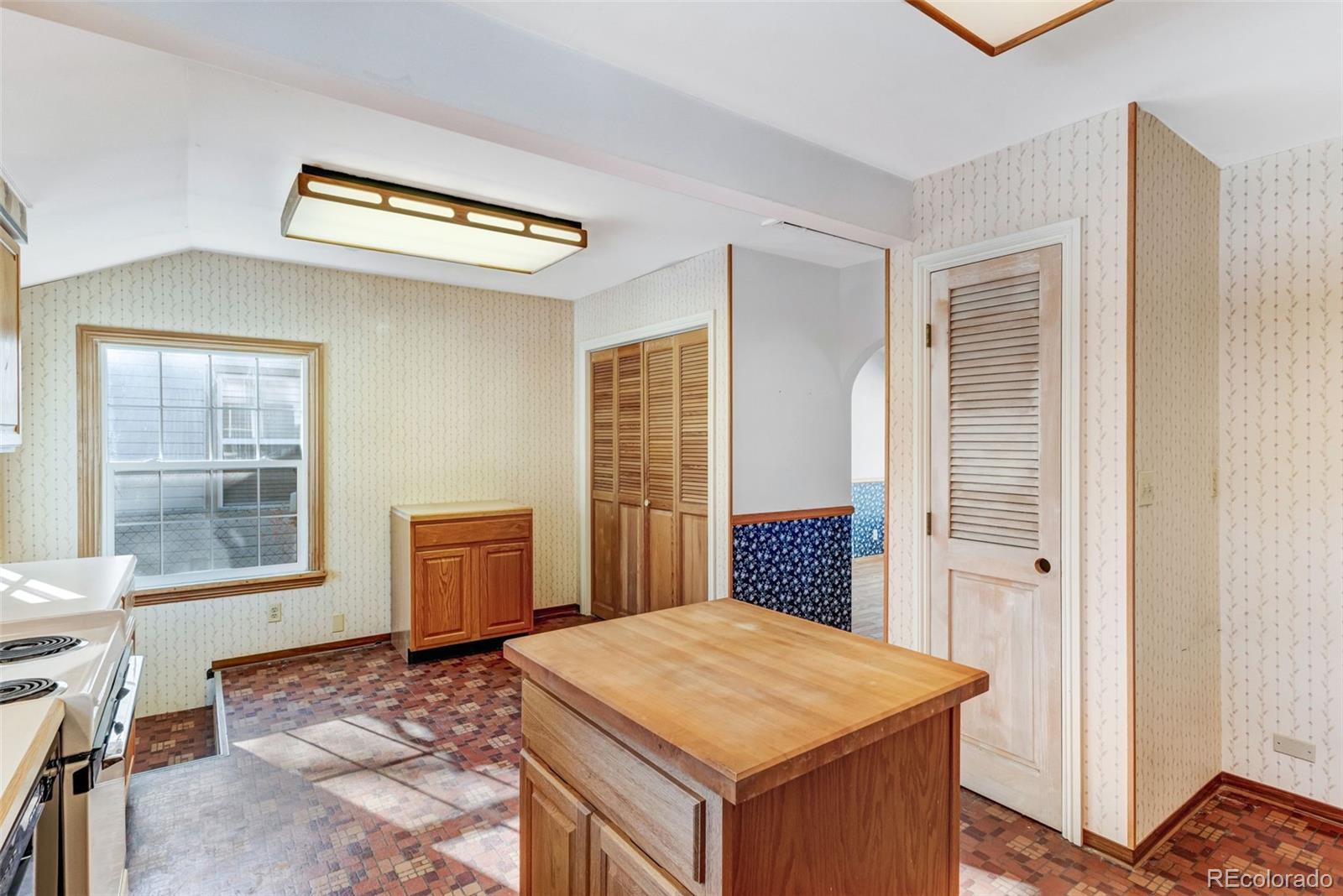 MLS Image #6 for 4500 s washington street,englewood, Colorado