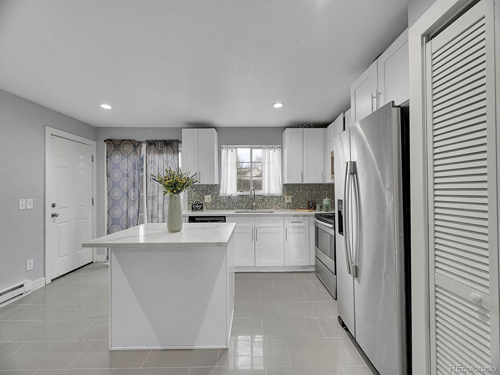 MLS Image #2 for 5447 e 111th drive,thornton, Colorado