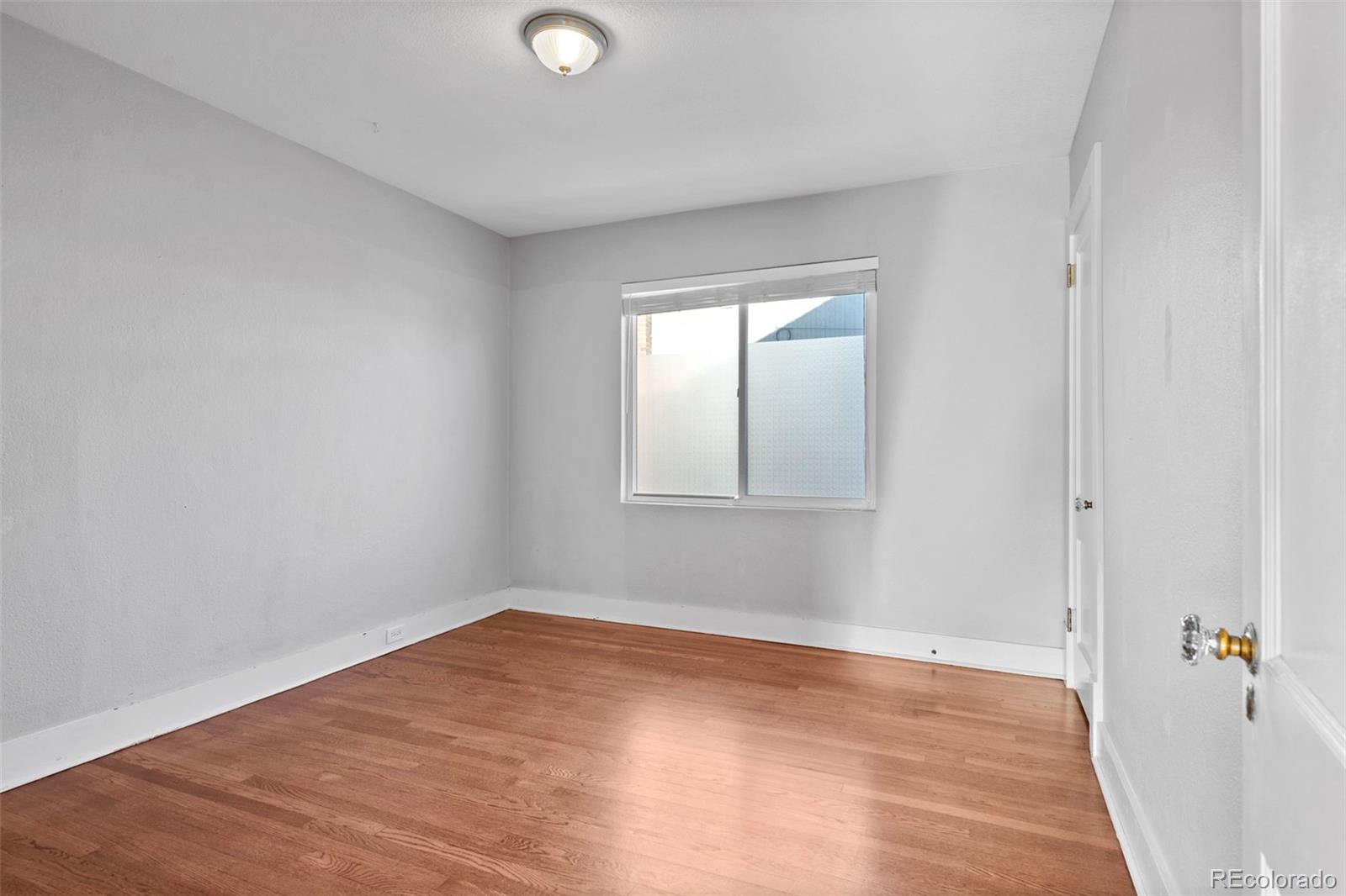 MLS Image #16 for 1538  oneida street,denver, Colorado