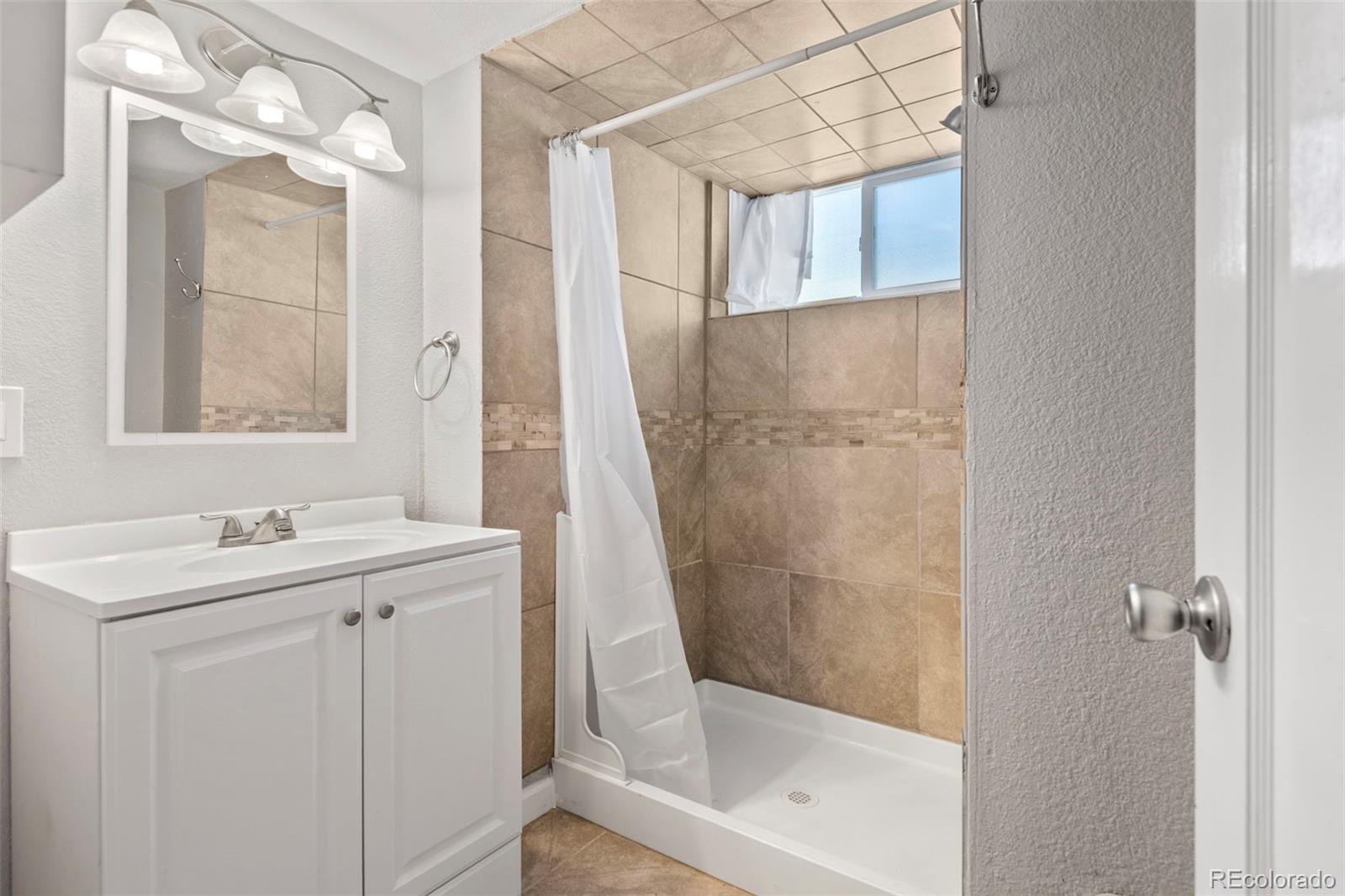 MLS Image #24 for 1538  oneida street,denver, Colorado
